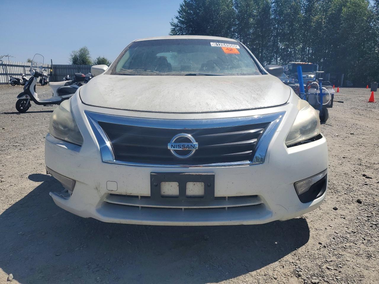 2014 Nissan Altima 2.5 S White vin: 1N4AL3AP6EN345851