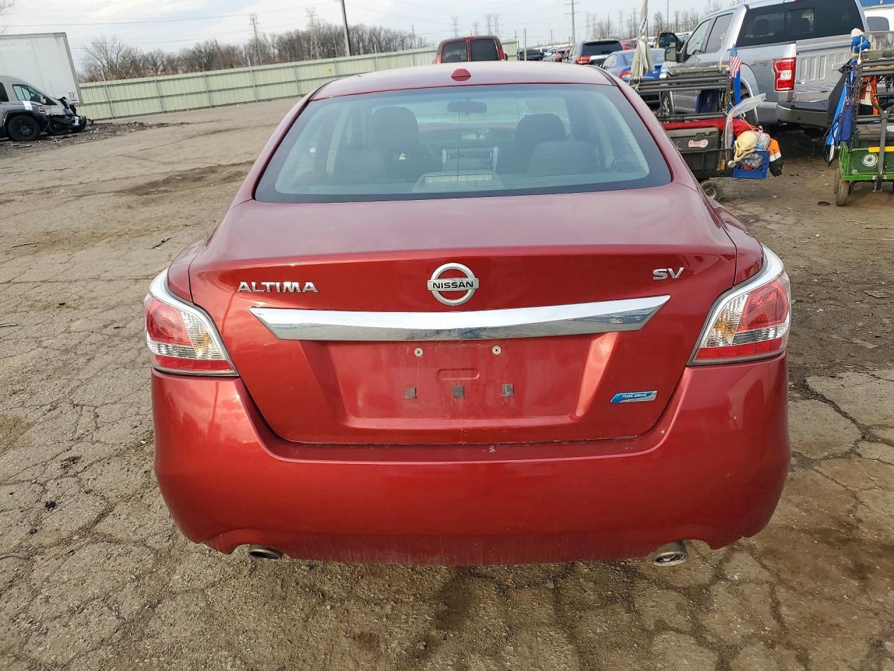 2014 Nissan Altima 2.5 Red vin: 1N4AL3AP6EN352590