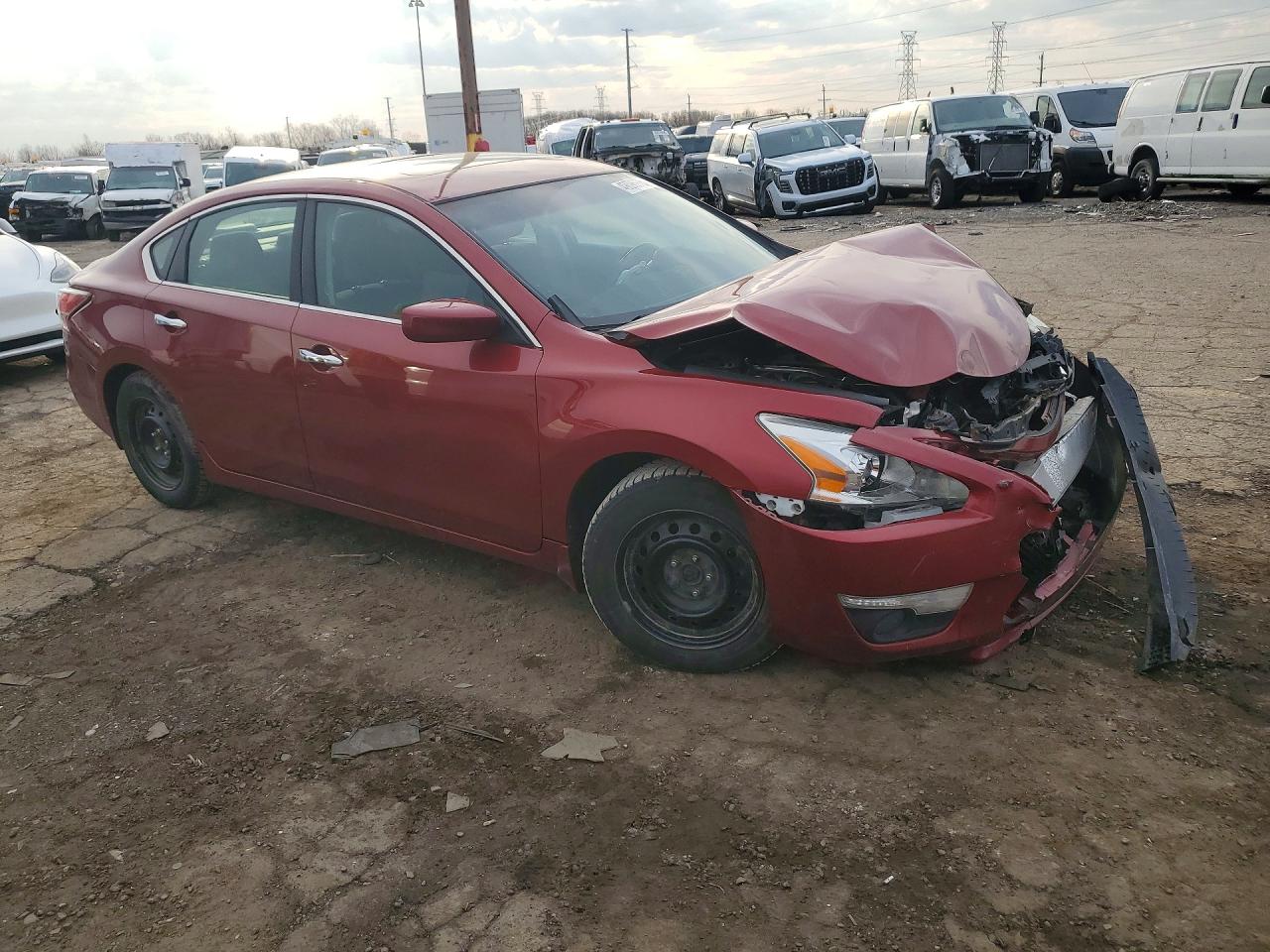 2014 Nissan Altima 2.5 Red vin: 1N4AL3AP6EN352590