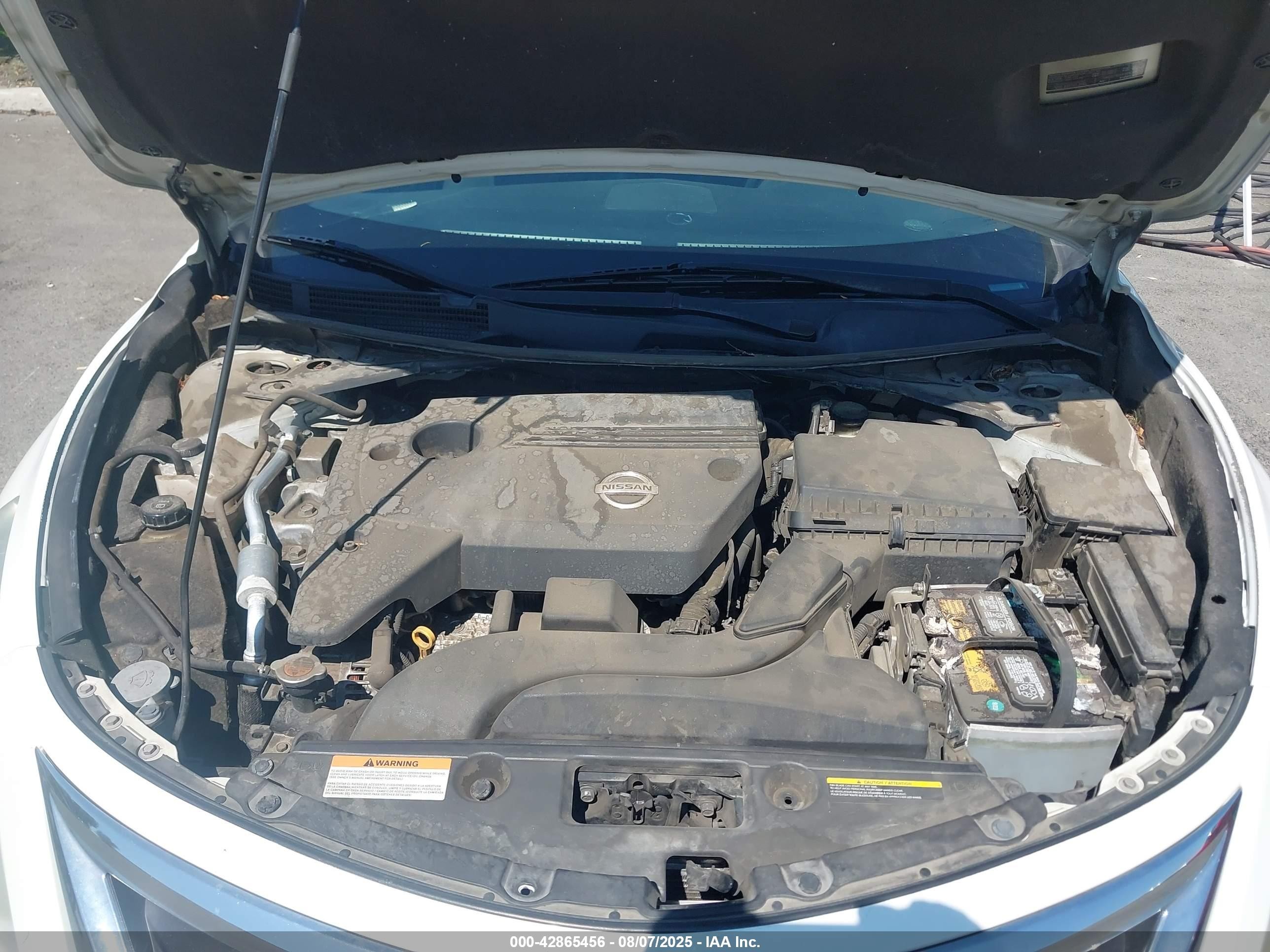2014 Nissan Altima 2.5 S White vin: 1N4AL3AP6EN357613