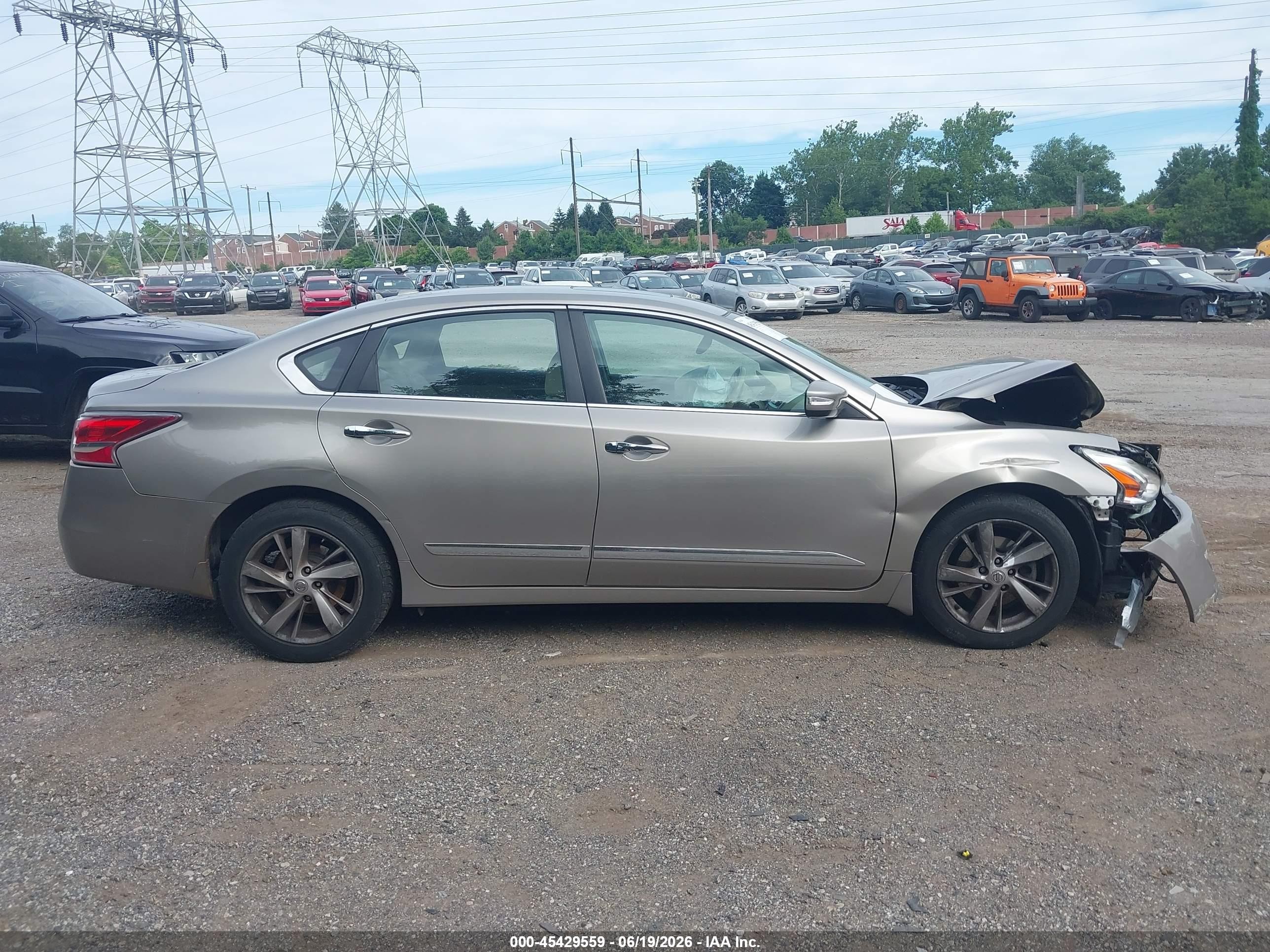 2015 Nissan Altima 2.5 Sv Gold vin: 1N4AL3AP6FC107205