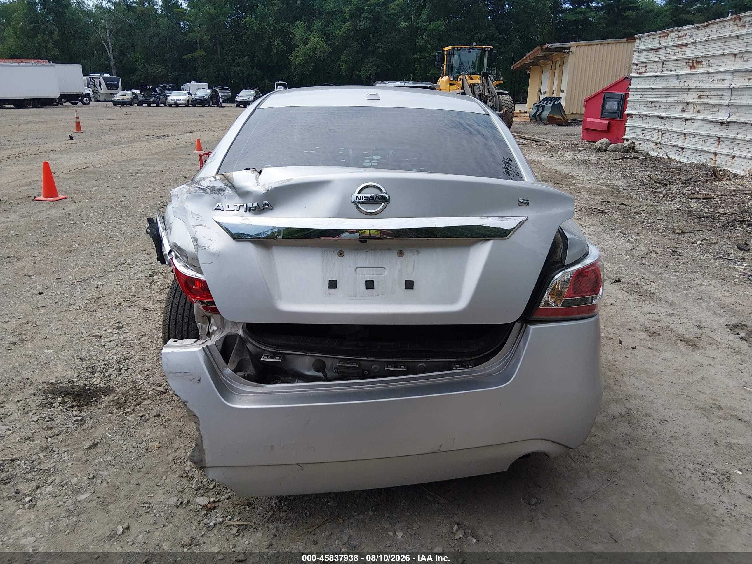 2015 Nissan Altima 2.5 S Silver vin: 1N4AL3AP6FC130337