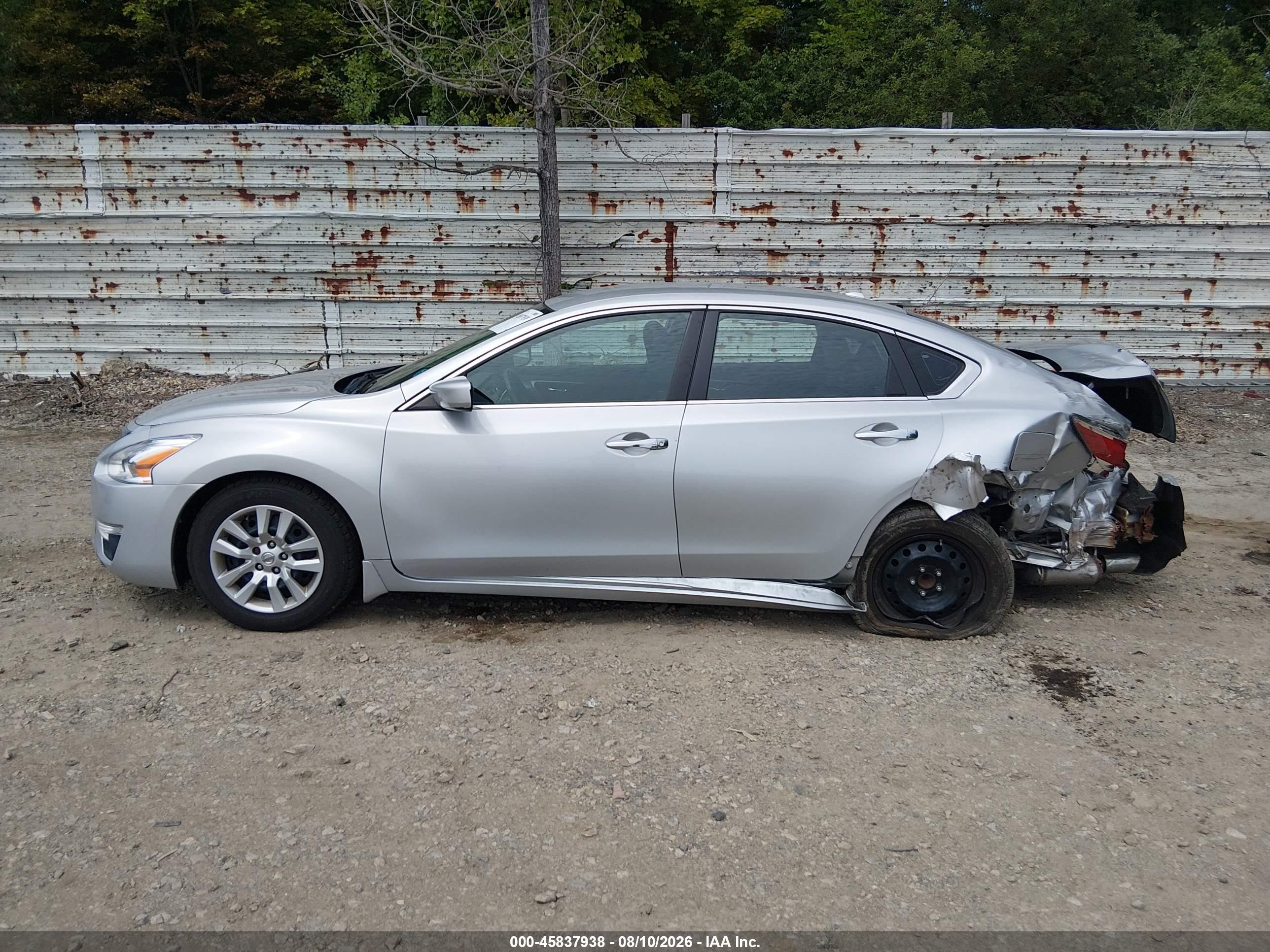 2015 Nissan Altima 2.5 S Silver vin: 1N4AL3AP6FC130337
