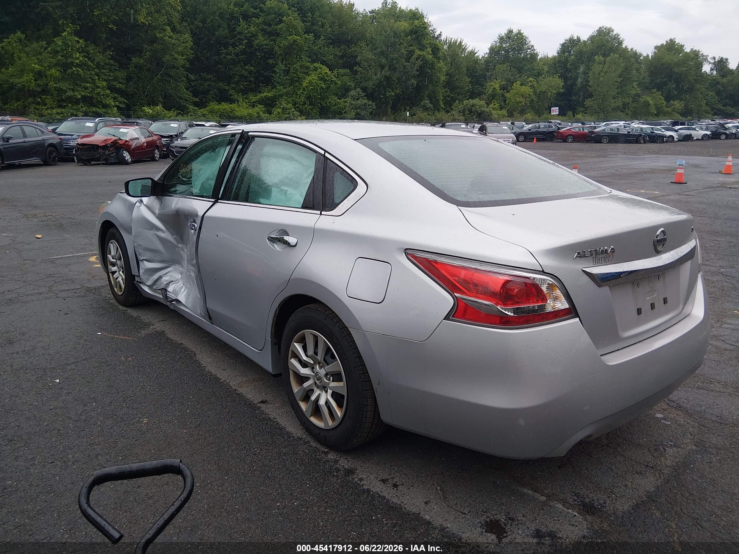 2015 Nissan Altima 2.5 S Silver vin: 1N4AL3AP6FC136431