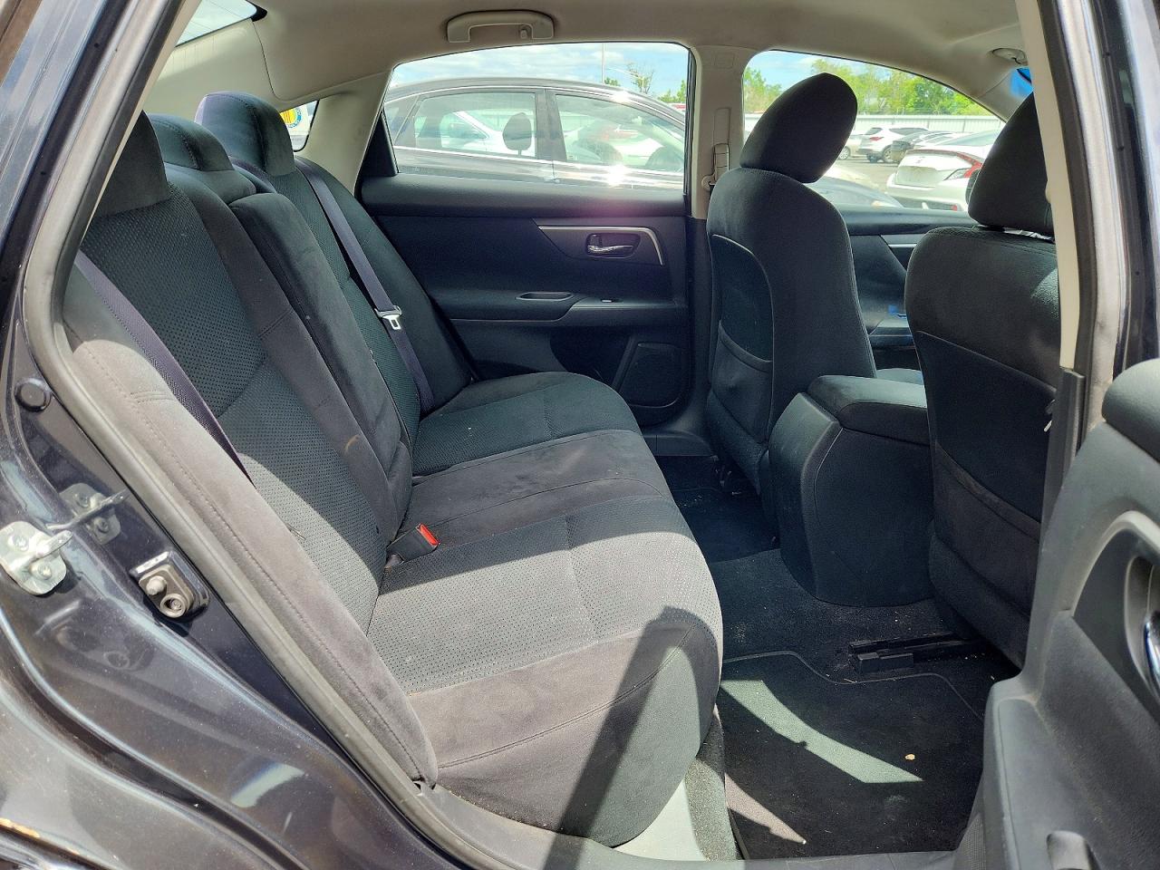 2015 Nissan Altima 2.5 Sv Black vin: 1N4AL3AP6FC136560