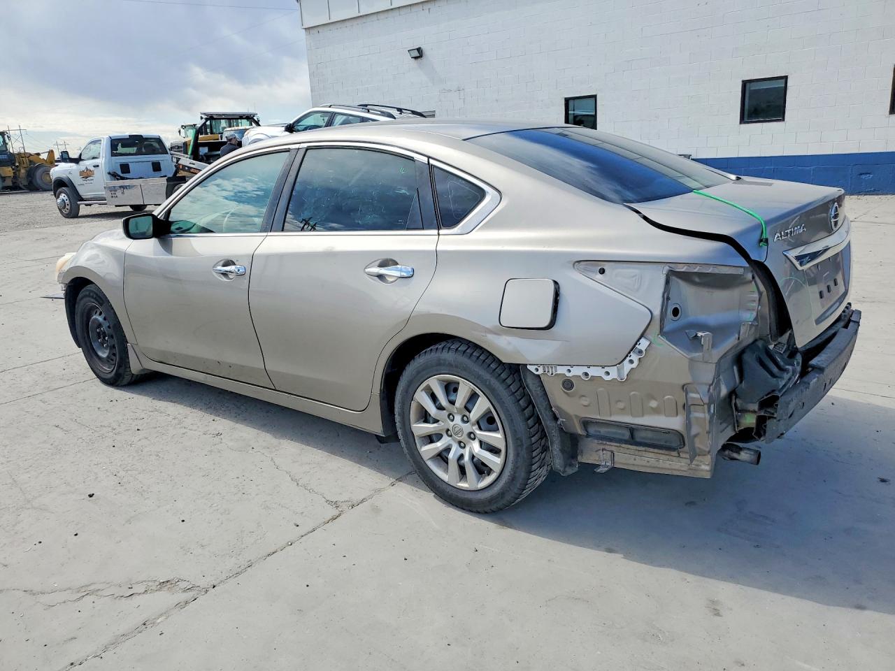 2015 Nissan Altima 2.5 S Tan vin: 1N4AL3AP6FC140558