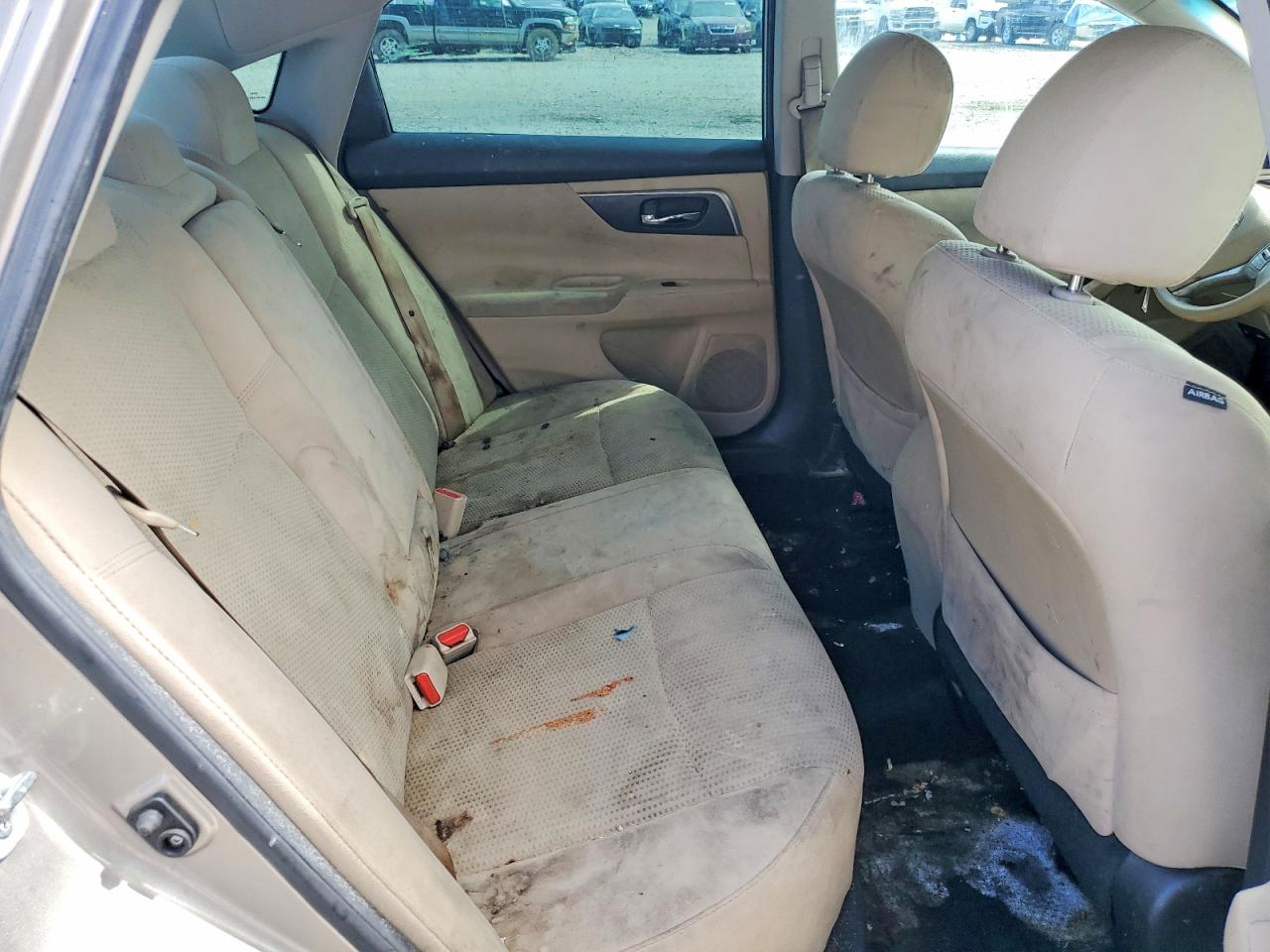 2015 Nissan Altima 2.5 S Tan vin: 1N4AL3AP6FC140558