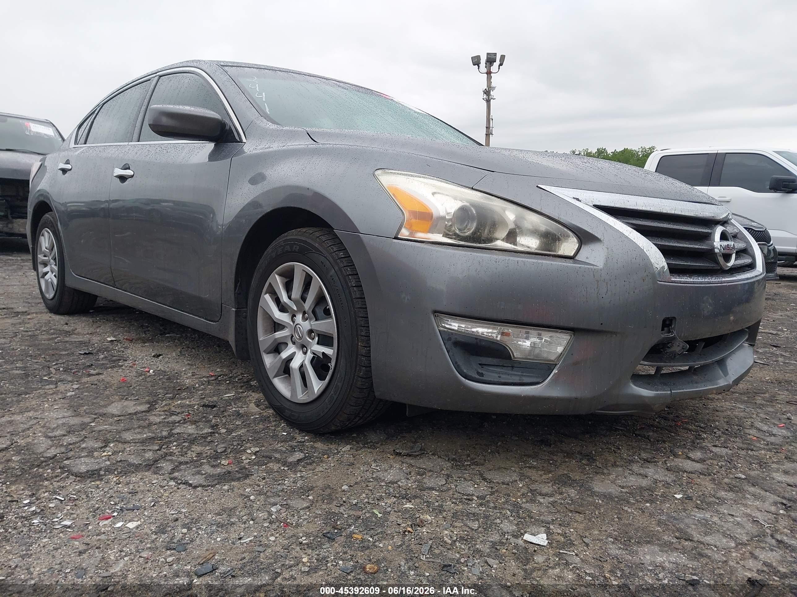2015 Nissan Altima 2.5 S Gray vin: 1N4AL3AP6FC142441