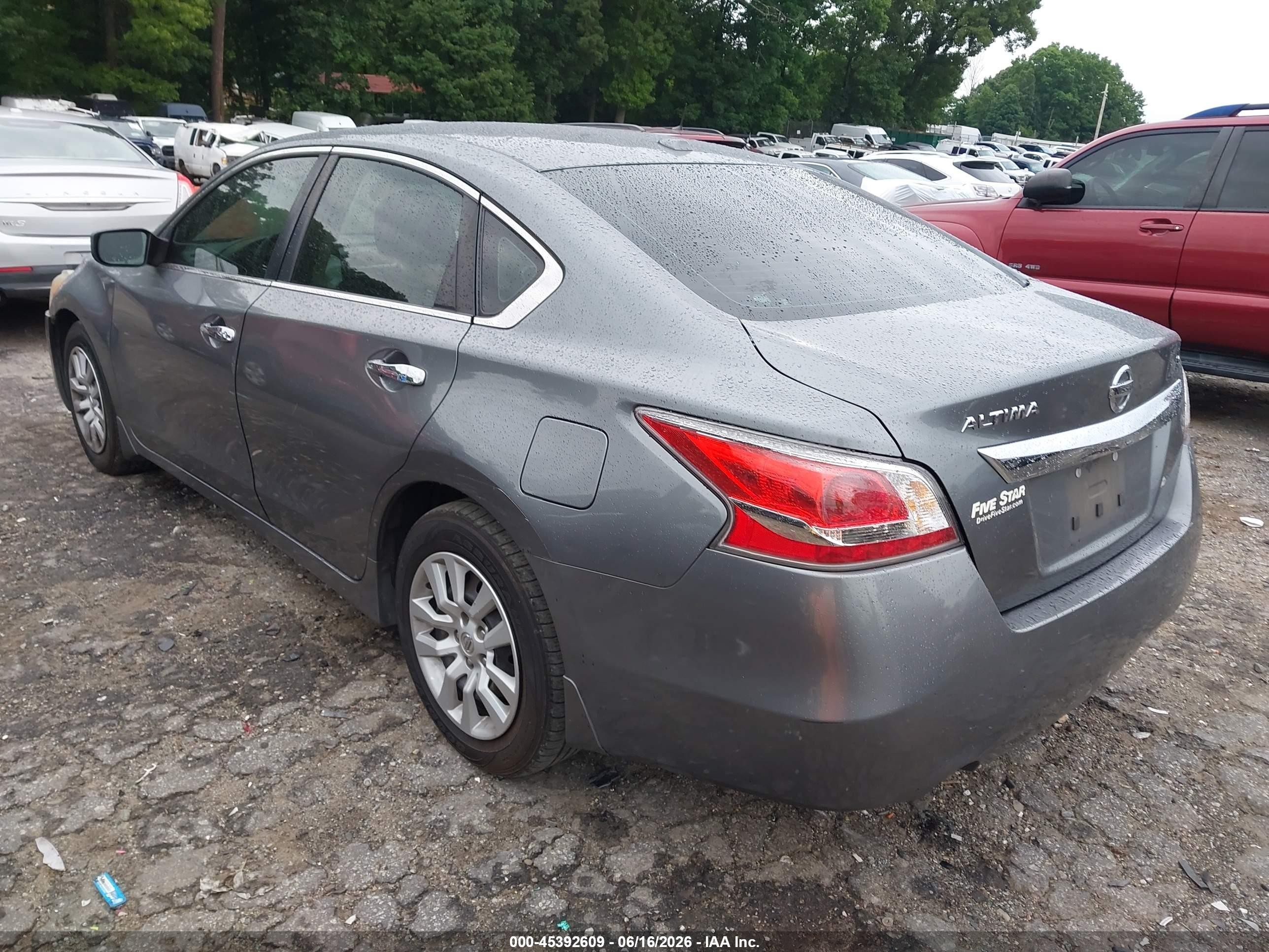 2015 Nissan Altima 2.5 S Gray vin: 1N4AL3AP6FC142441