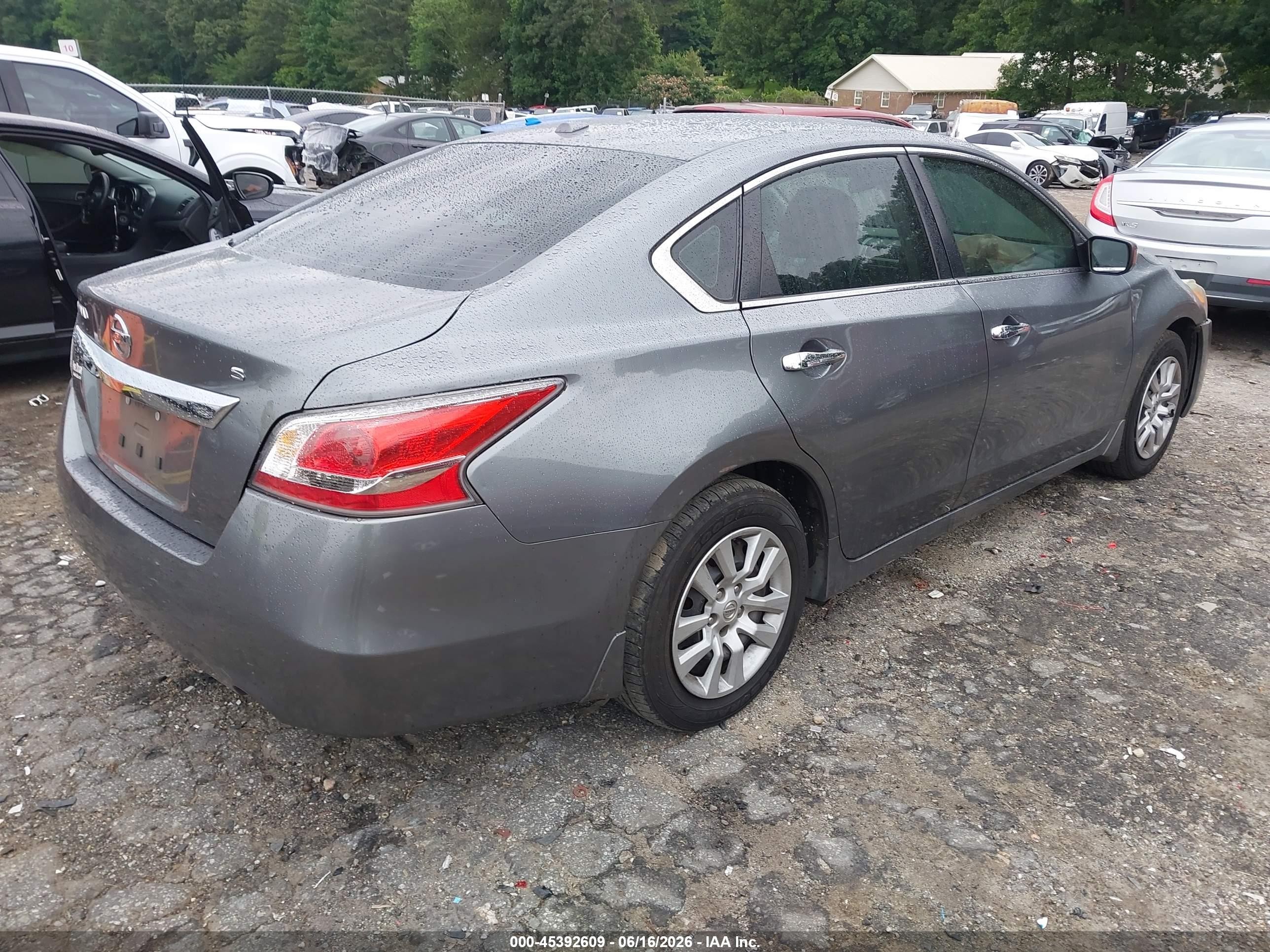 2015 Nissan Altima 2.5 S Gray vin: 1N4AL3AP6FC142441