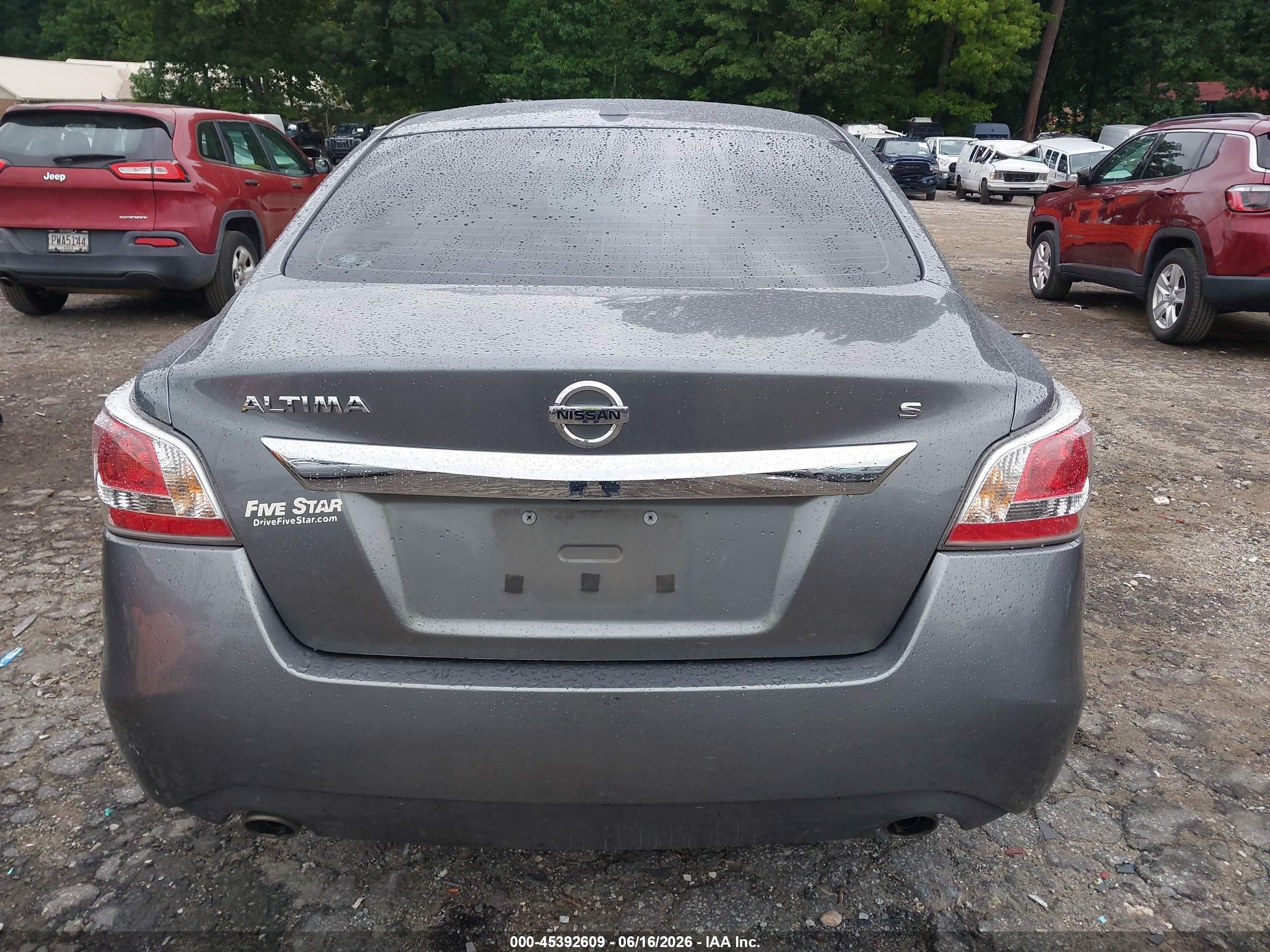 2015 Nissan Altima 2.5 S Gray vin: 1N4AL3AP6FC142441