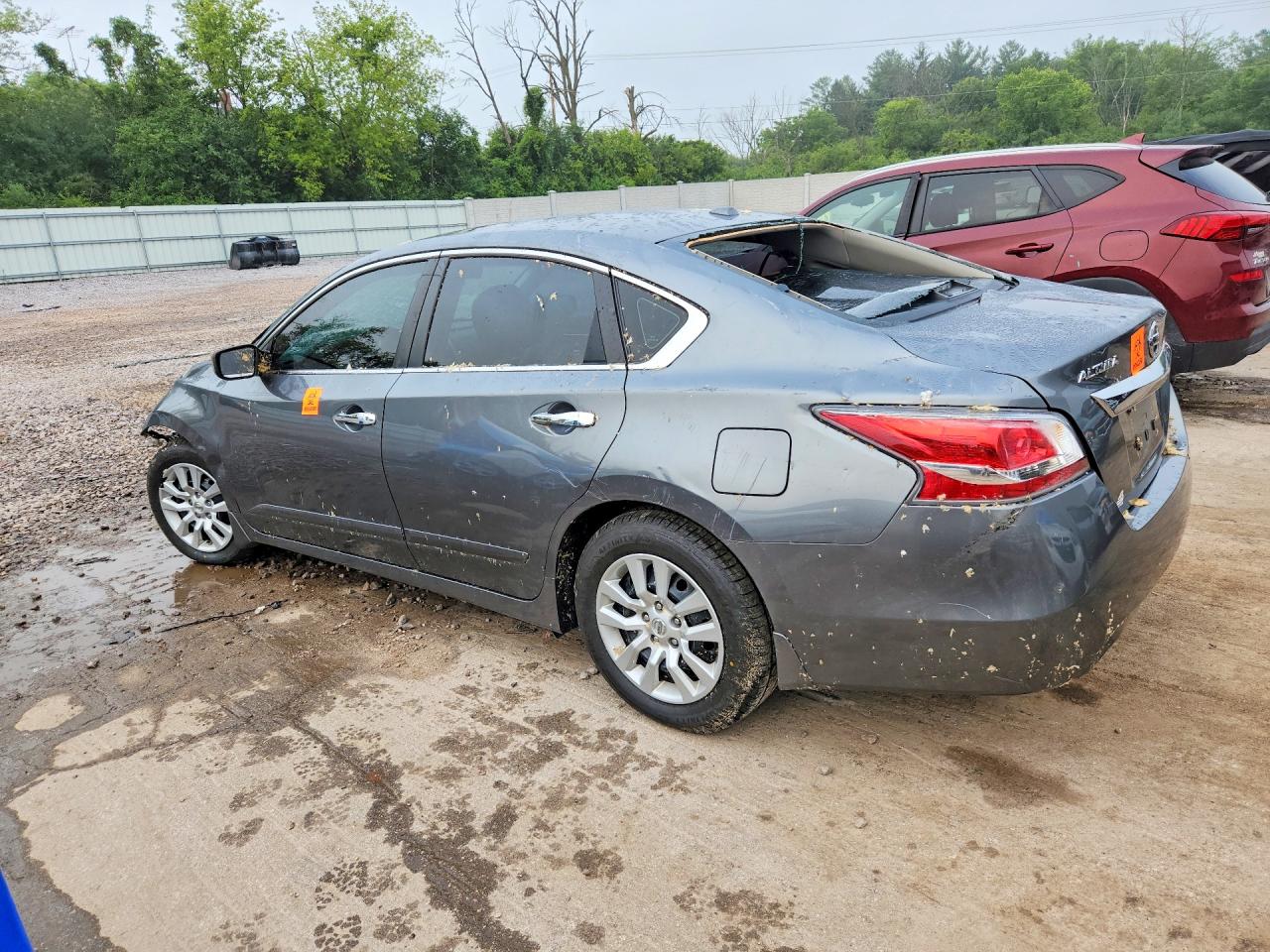 2015 Nissan Altima 2.5 S Серый vin: 1N4AL3AP6FC150023