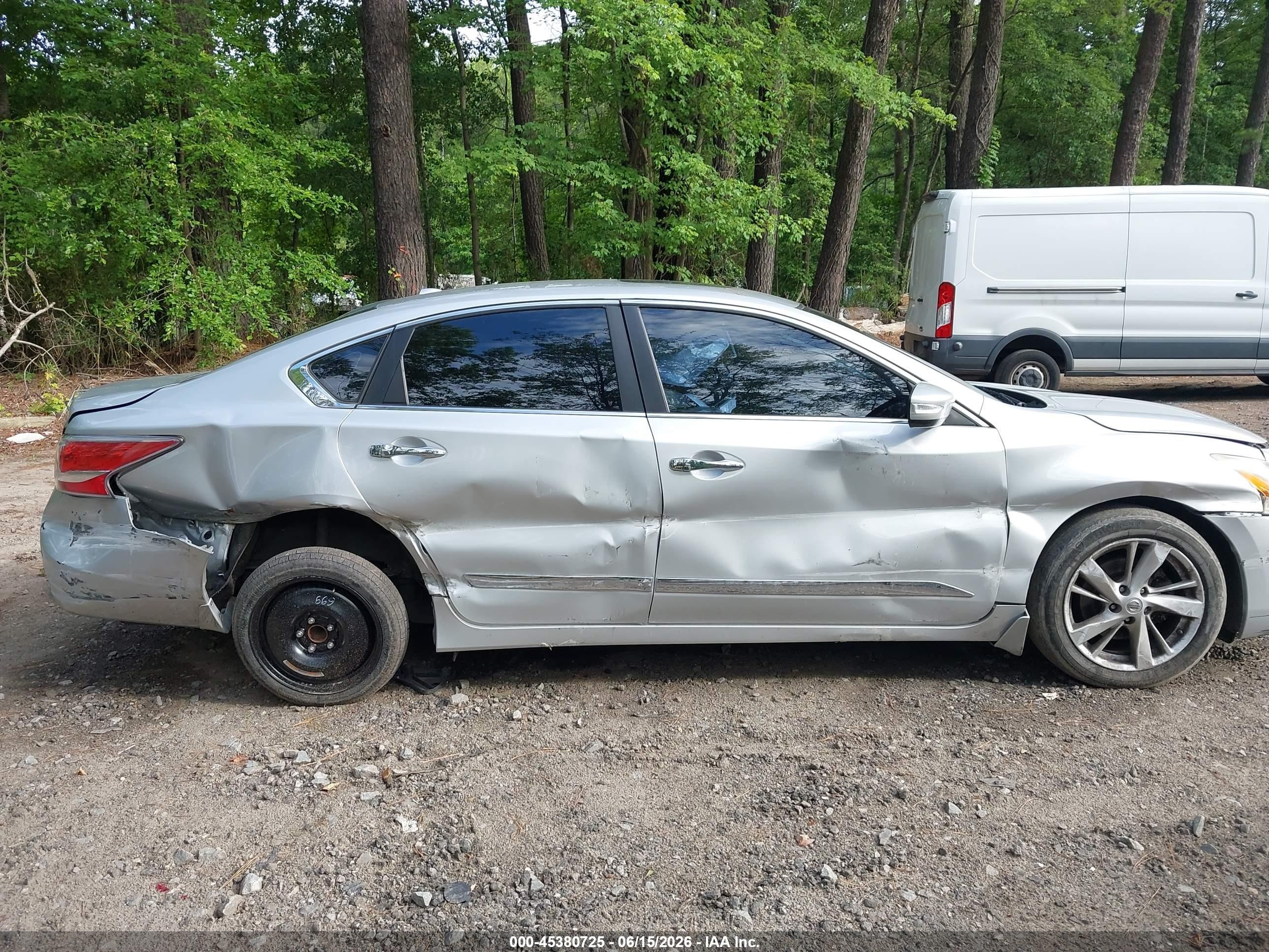 2015 Nissan Altima 2.5 Sv Silver vin: 1N4AL3AP6FC168134