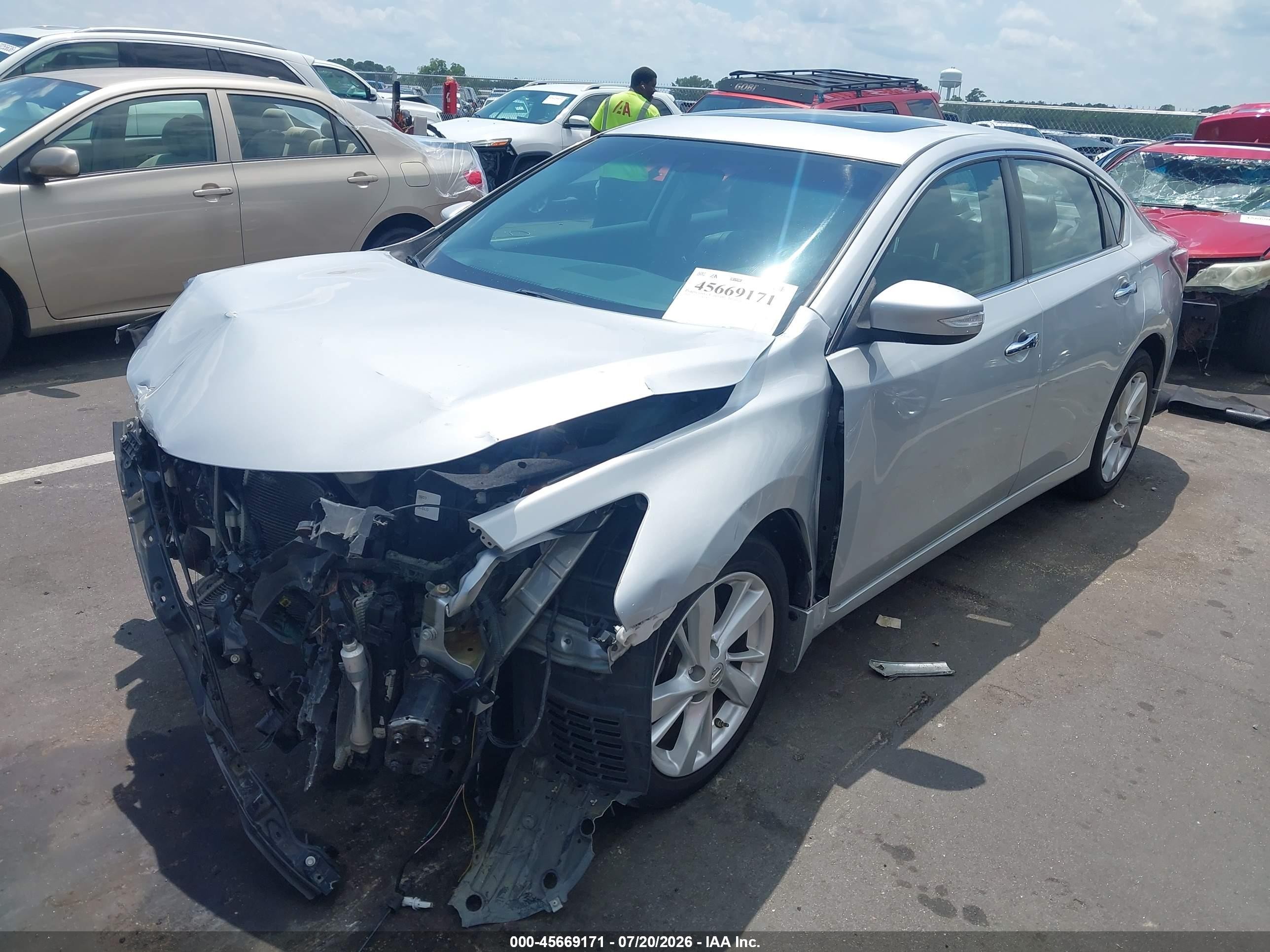 2015 Nissan Altima 2.5 Sv Silver vin: 1N4AL3AP6FC170689