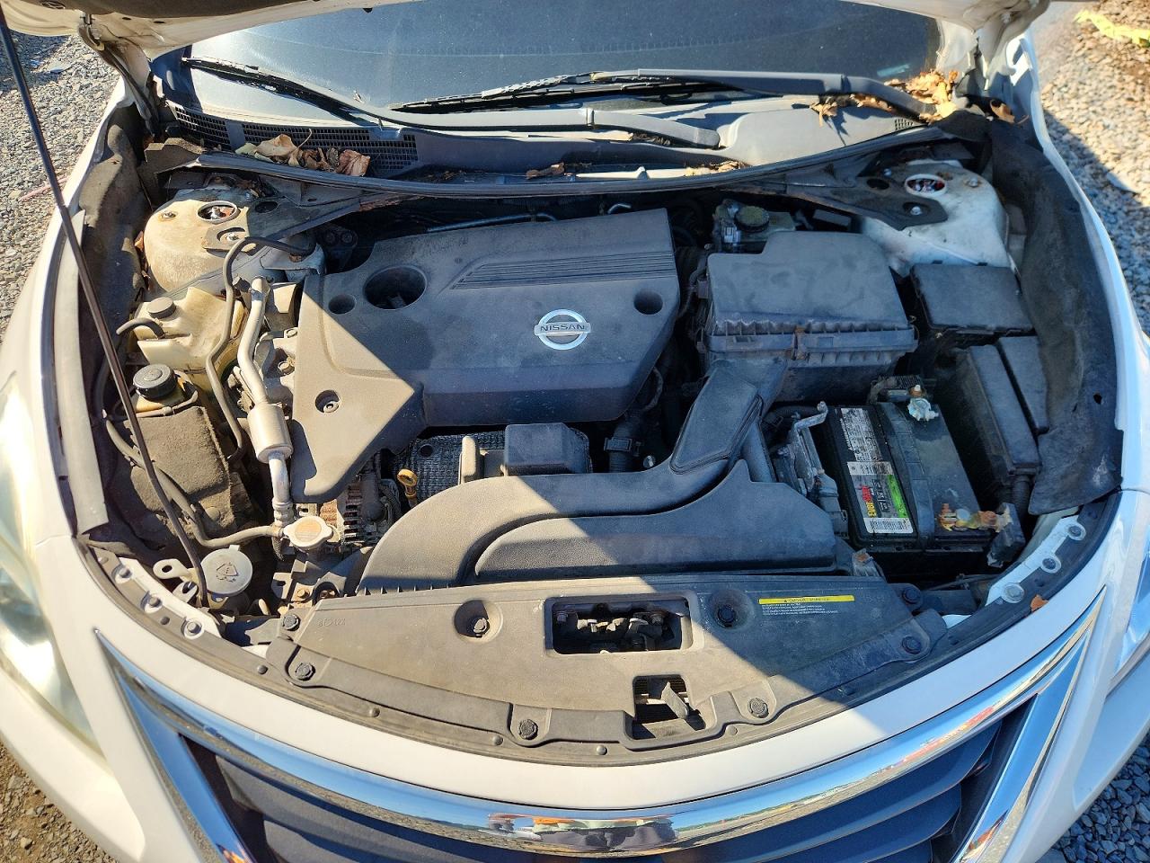 2015 Nissan Altima 2.5 Sv White vin: 1N4AL3AP6FC187346