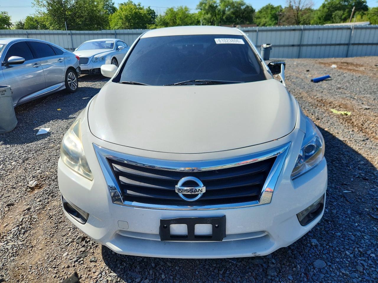 2015 Nissan Altima 2.5 Sv White vin: 1N4AL3AP6FC187346
