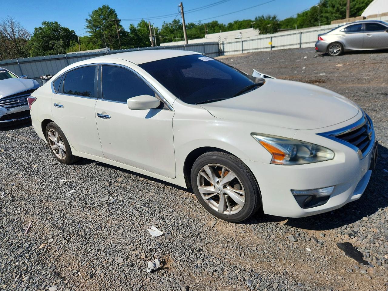 2015 Nissan Altima 2.5 Sv White vin: 1N4AL3AP6FC187346