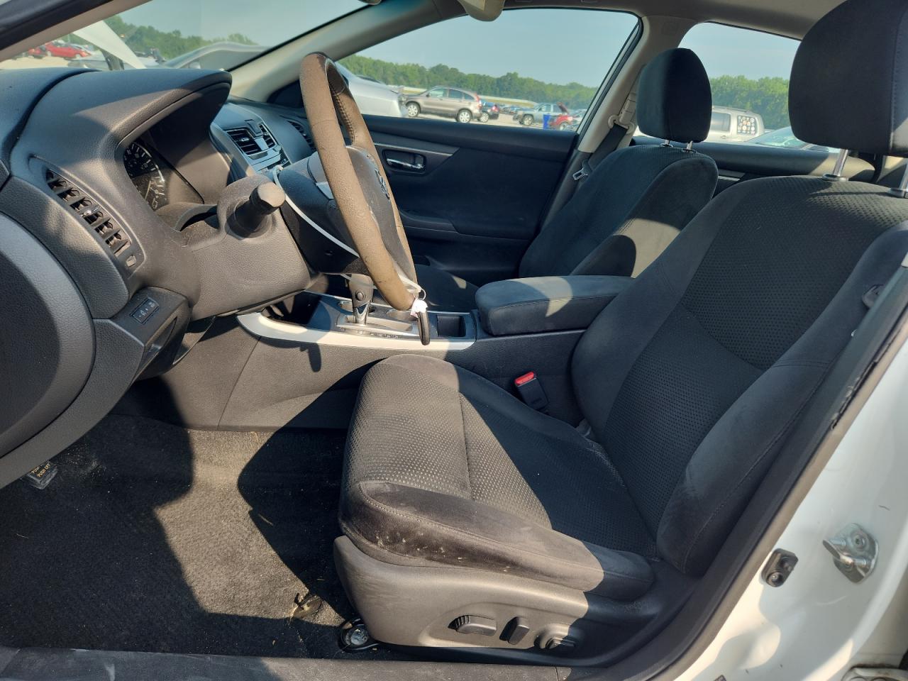 2015 Nissan Altima 2.5 Sv White vin: 1N4AL3AP6FC188450