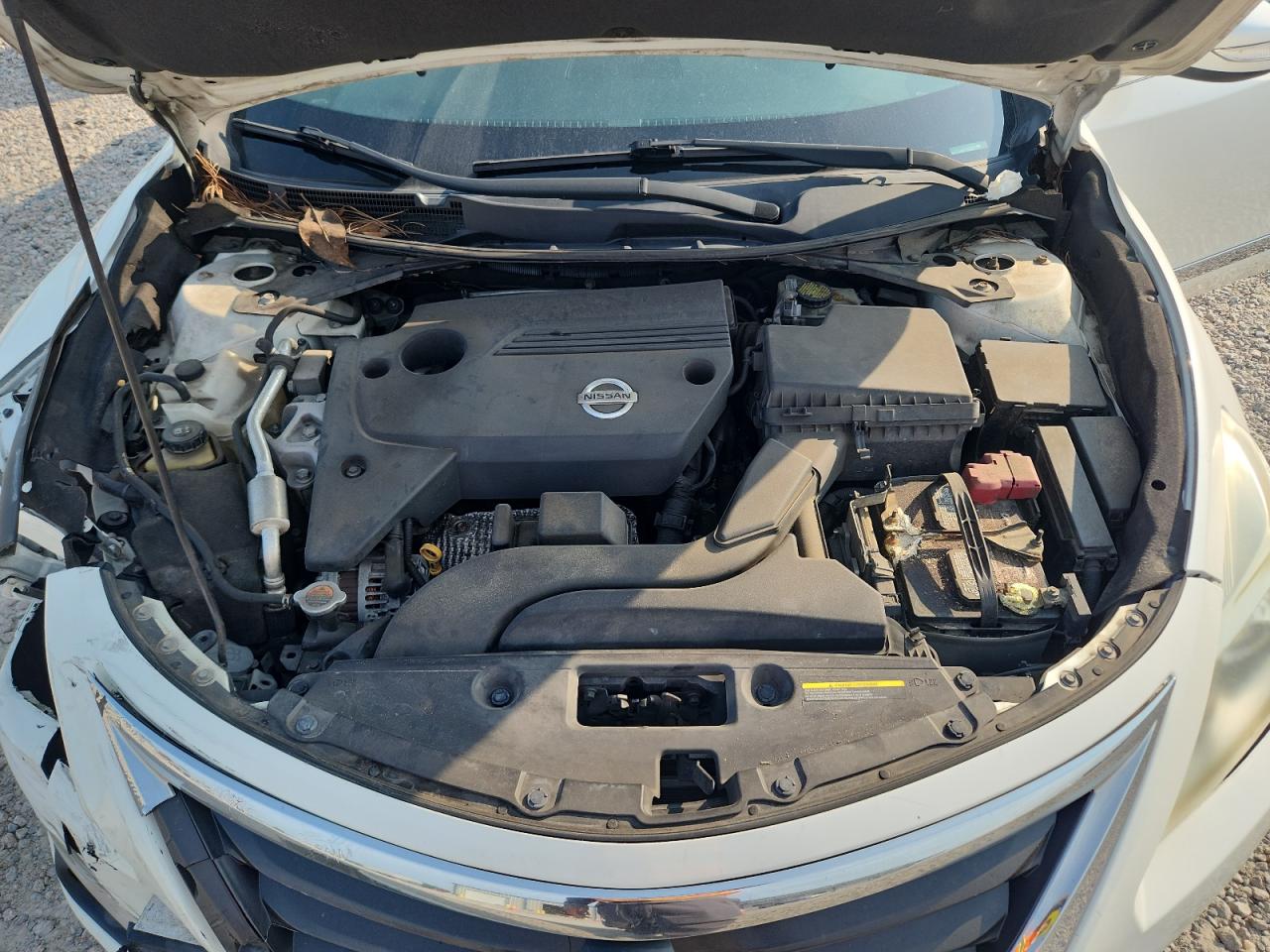 2015 Nissan Altima 2.5 Sv White vin: 1N4AL3AP6FC188450