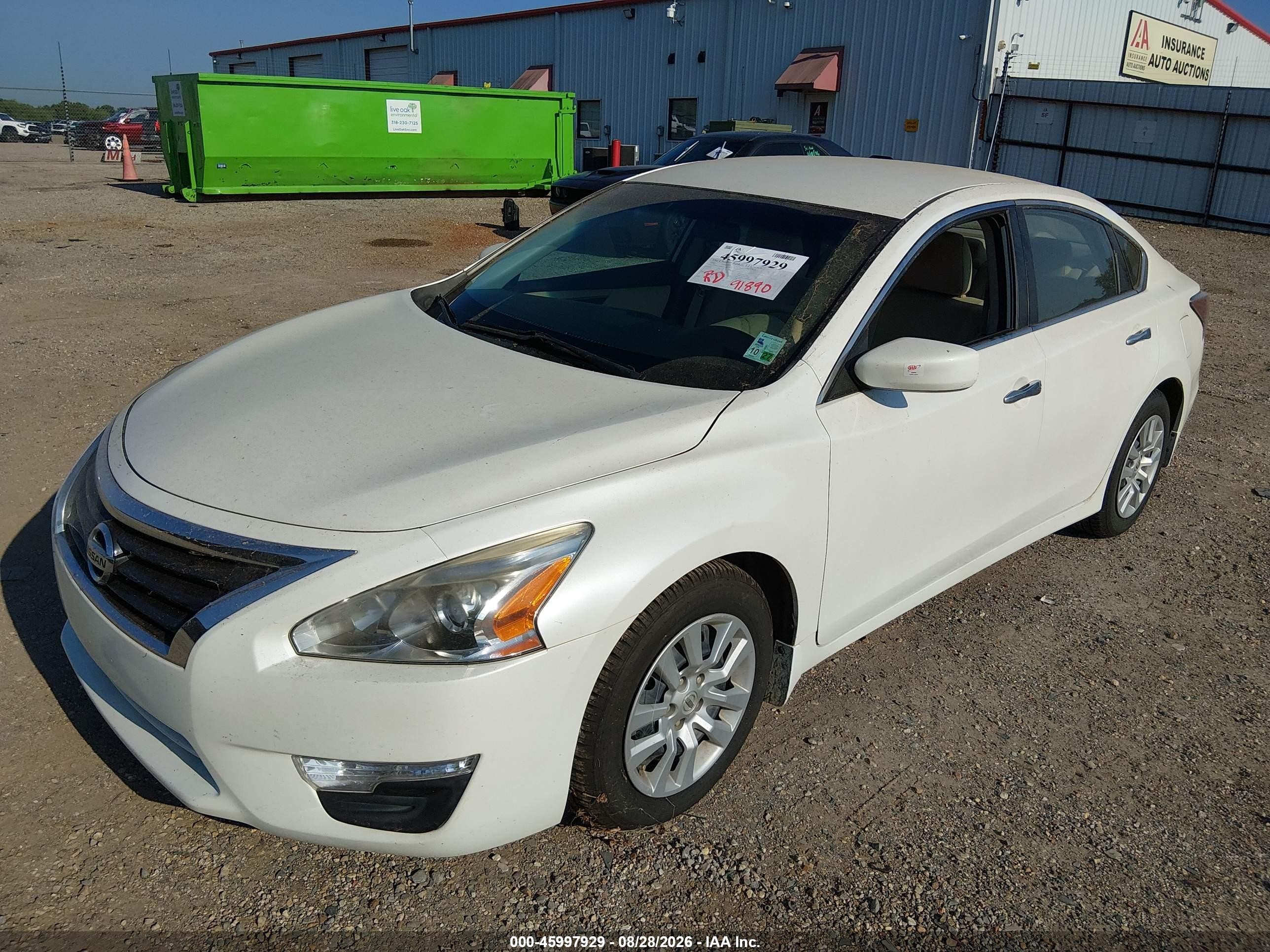 2015 Nissan Altima 2.5 S White vin: 1N4AL3AP6FC206879