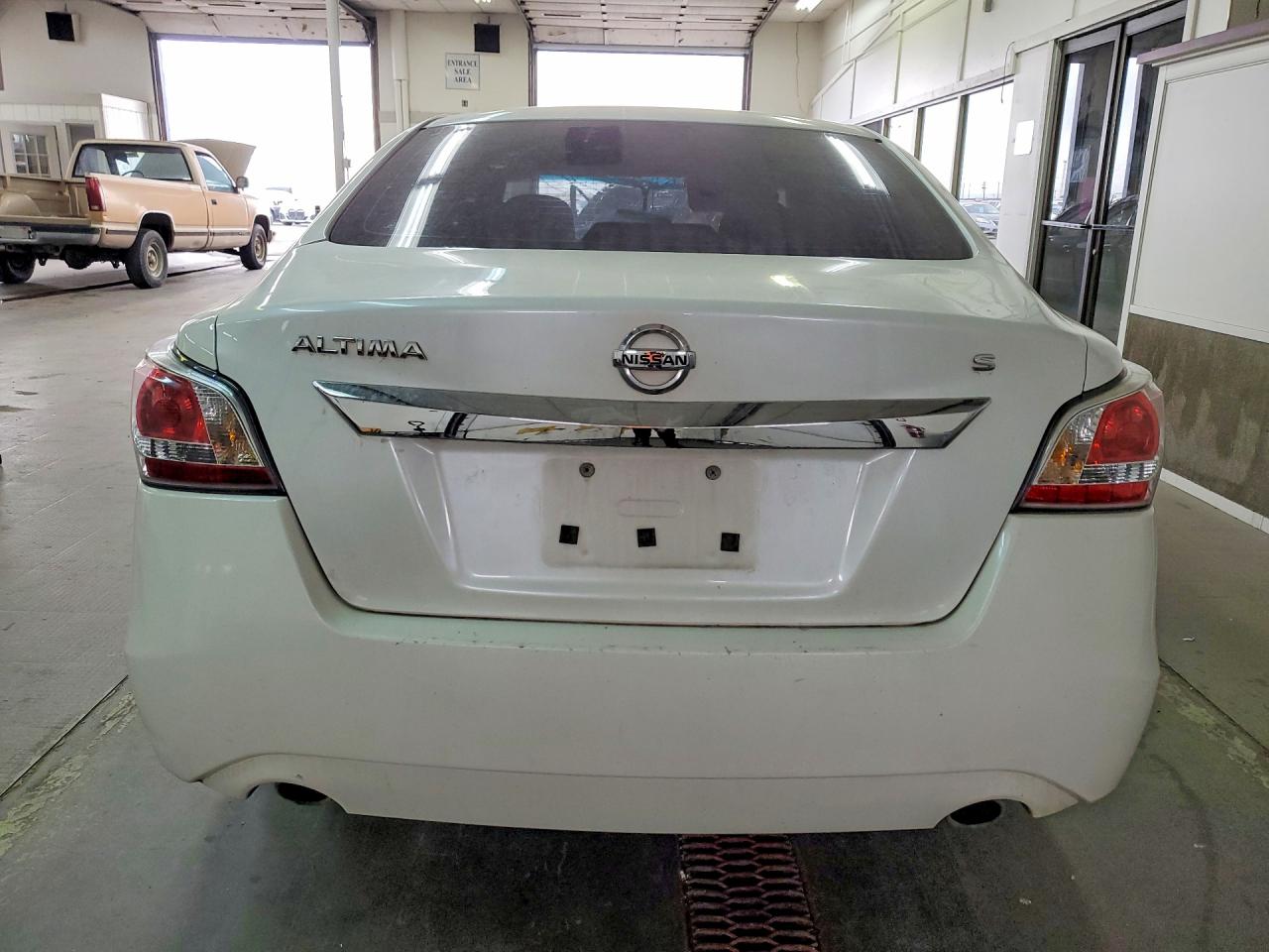 2015 Nissan Altima 2.5 S Белый vin: 1N4AL3AP6FC234357