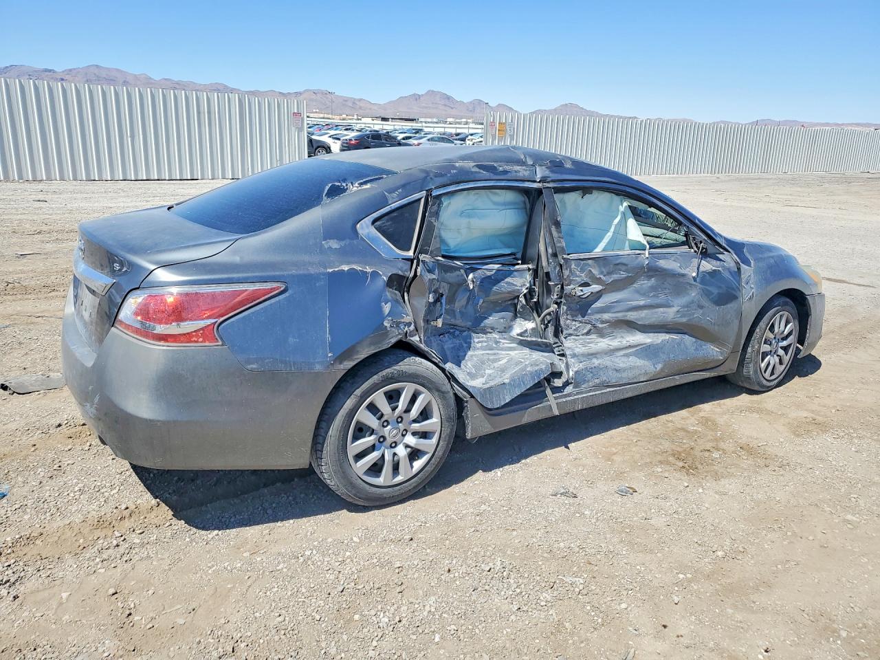 2015 Nissan Altima 2.5 S Gray vin: 1N4AL3AP6FC241471