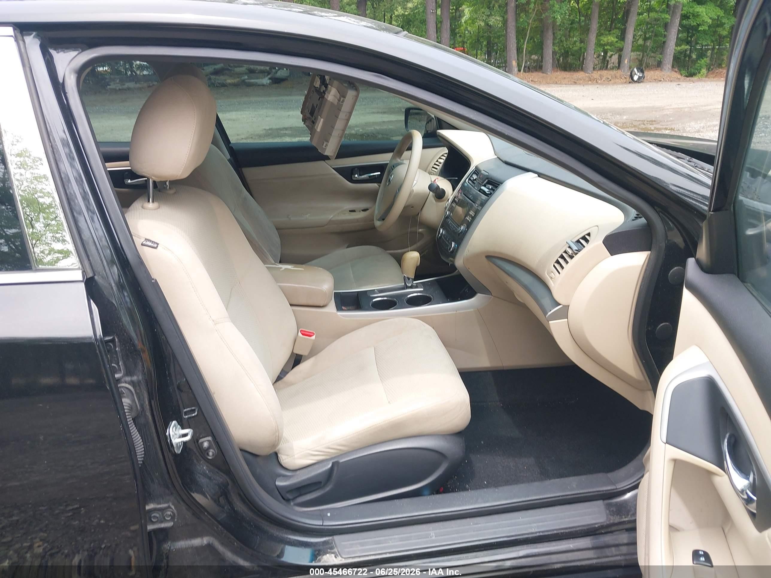 2015 Nissan Altima 2.5 S Black vin: 1N4AL3AP6FC258609