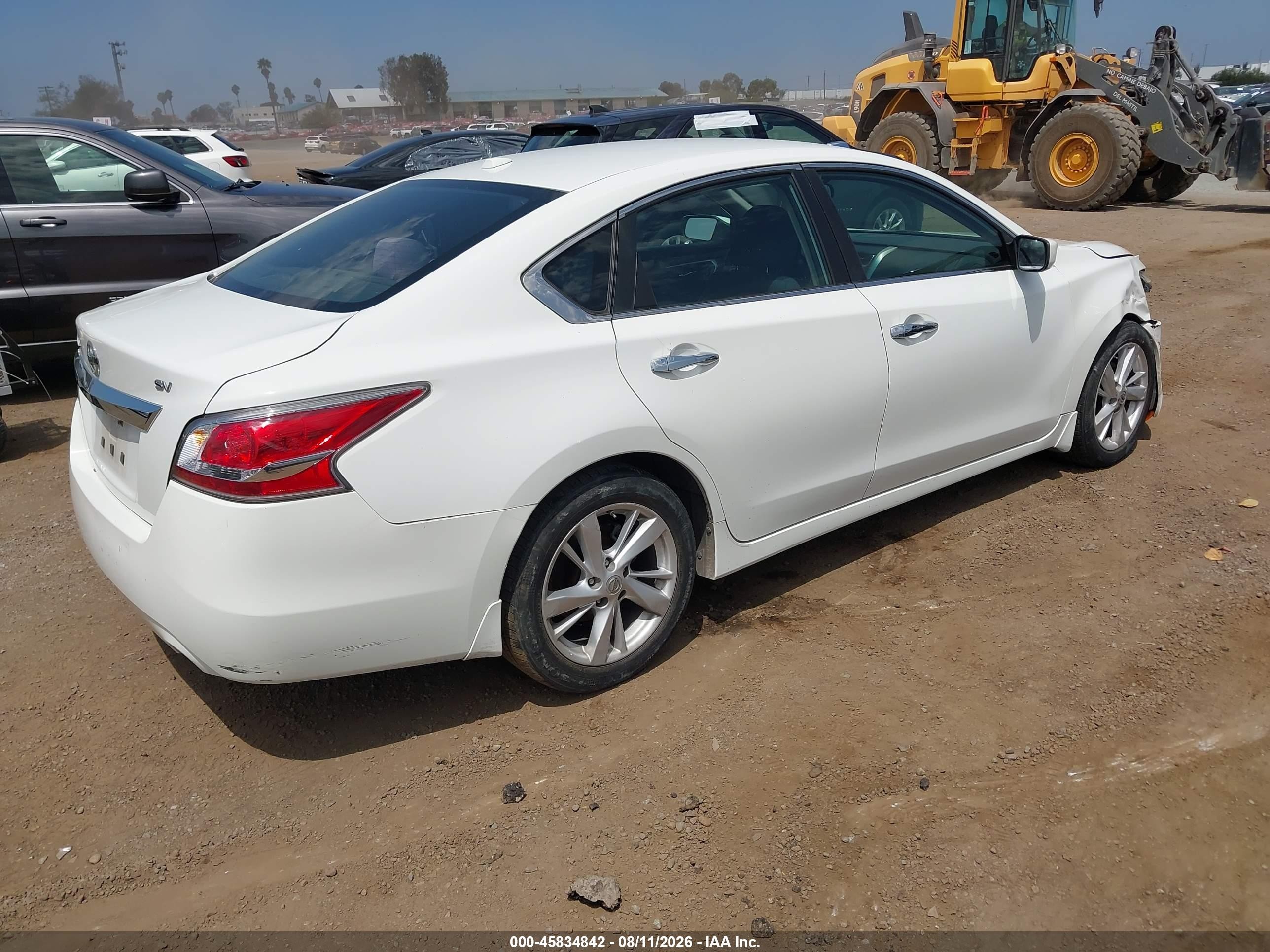 2015 Nissan Altima 2.5 Sv White vin: 1N4AL3AP6FC259193