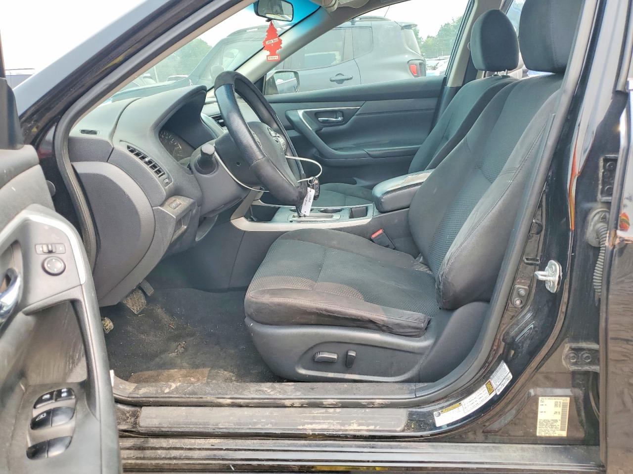 2015 Nissan Altima 2.5 S Черный vin: 1N4AL3AP6FC263793
