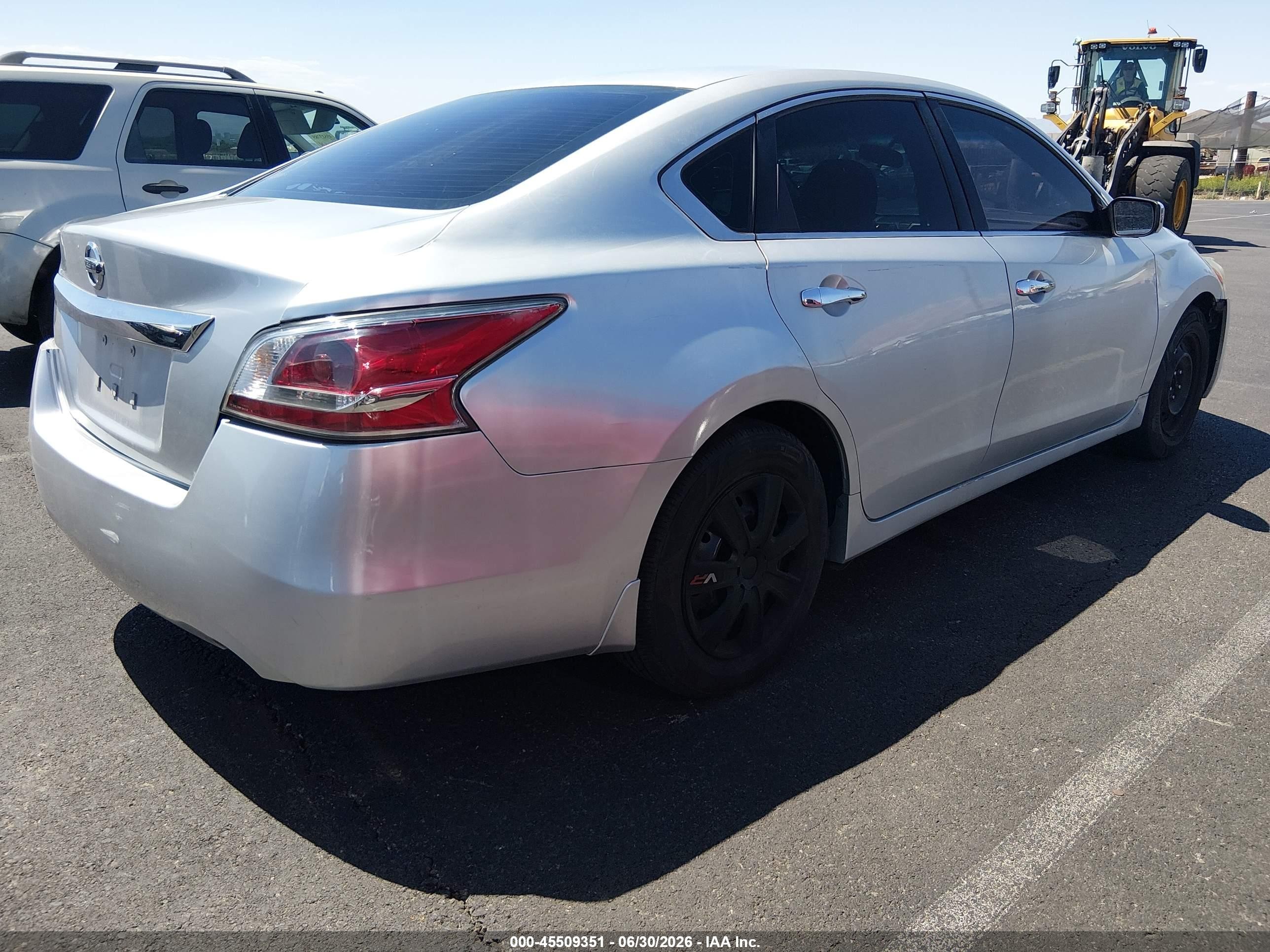 2015 Nissan Altima 2.5/2.5 S/2.5 Sl/2.5 Sv Silver vin: 1N4AL3AP6FC270016