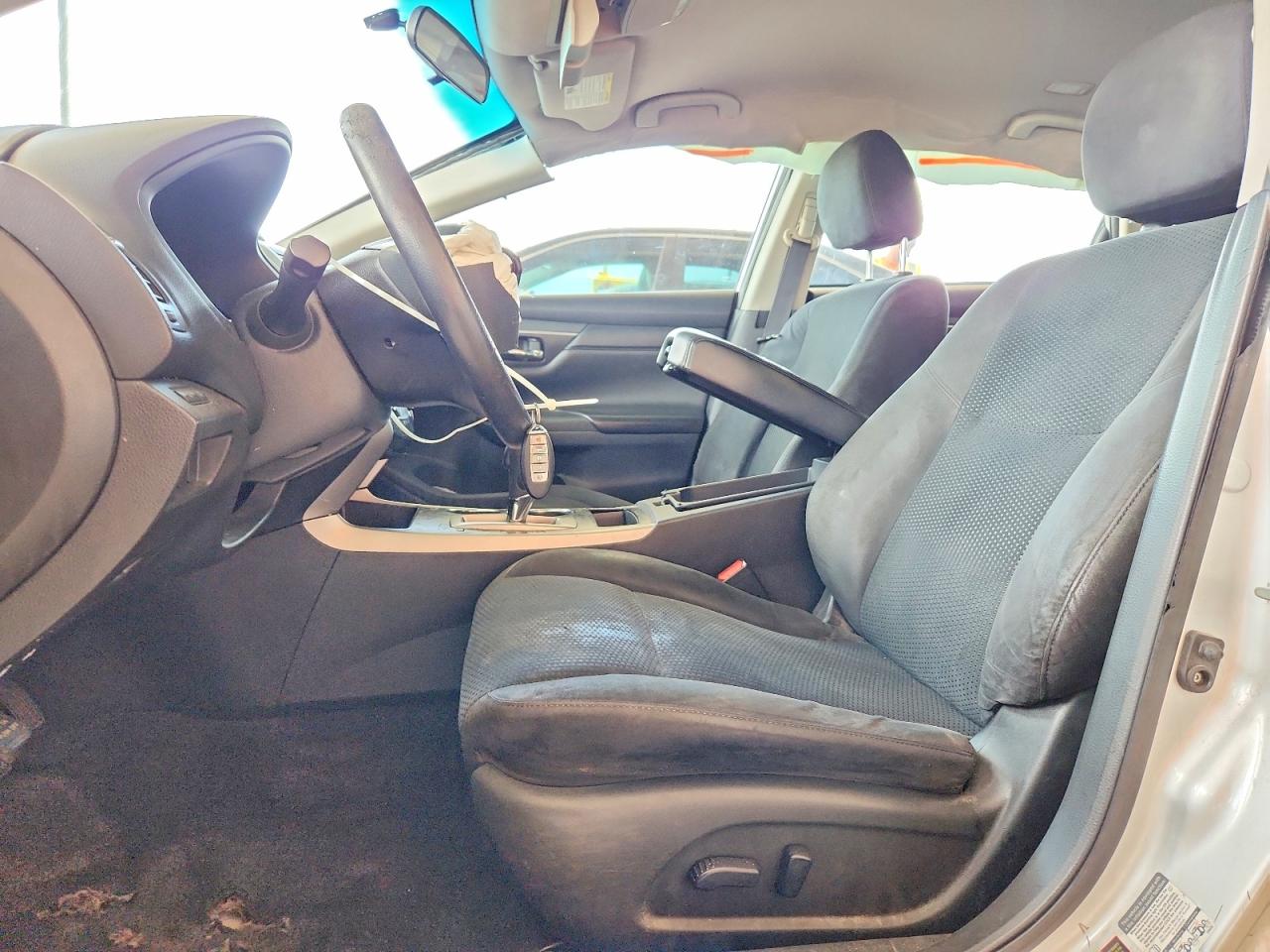 2015 Nissan Altima 2.5 S Silver vin: 1N4AL3AP6FC286328