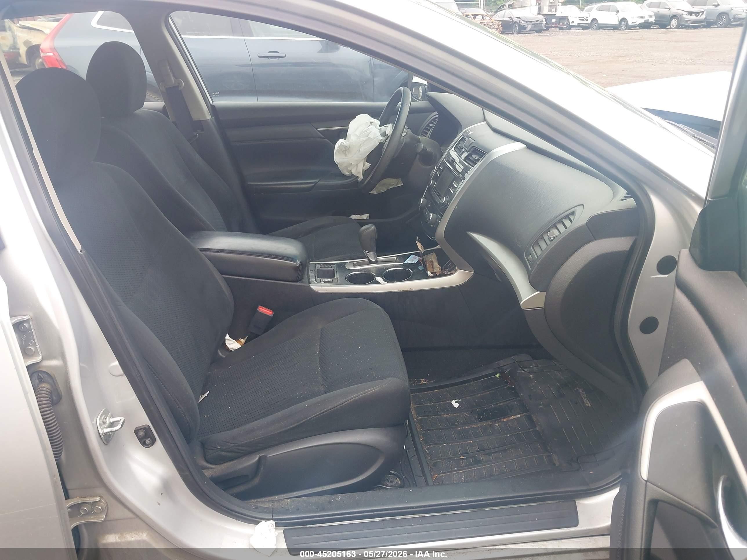 2015 Nissan Altima 2.5 Sv Серый vin: 1N4AL3AP6FC294140