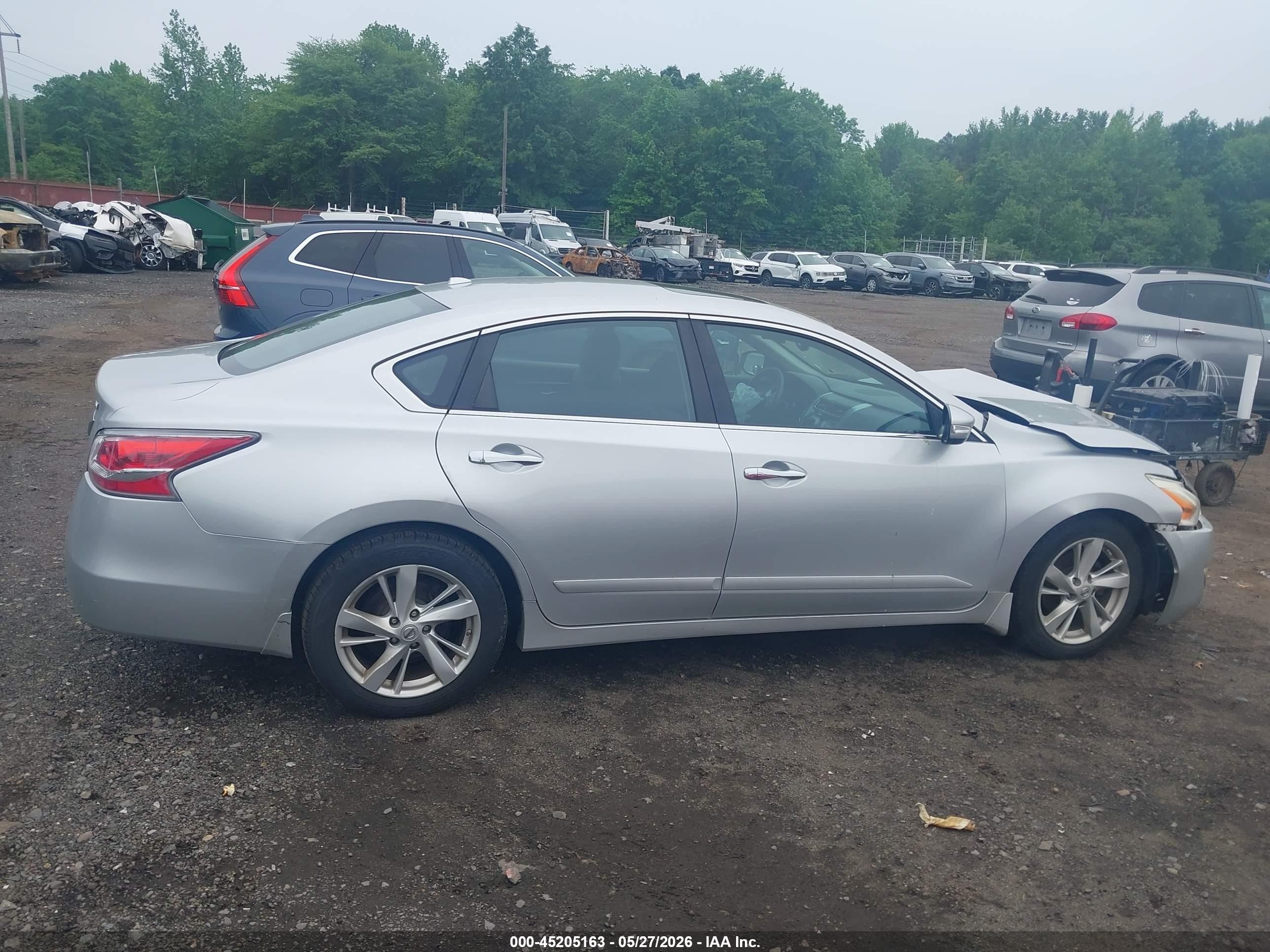 2015 Nissan Altima 2.5 Sv Серый vin: 1N4AL3AP6FC294140