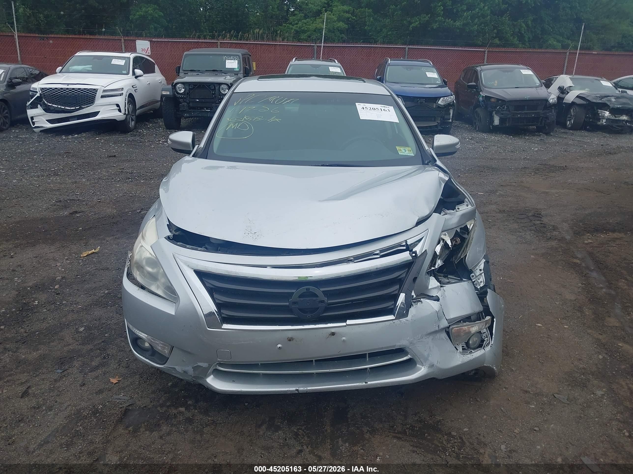 2015 Nissan Altima 2.5 Sv Серый vin: 1N4AL3AP6FC294140