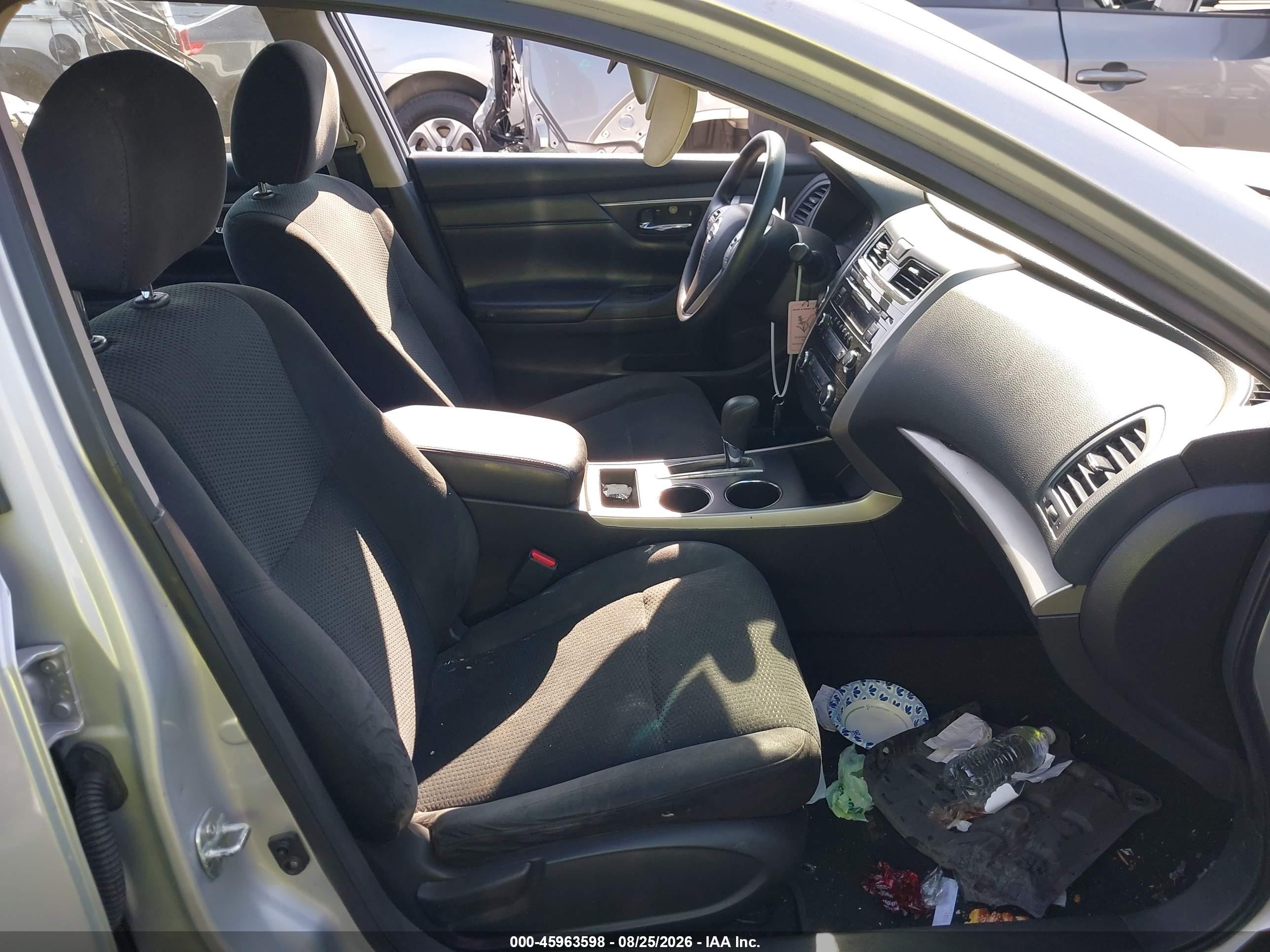 2015 Nissan Altima 2.5 S Silver vin: 1N4AL3AP6FC417810
