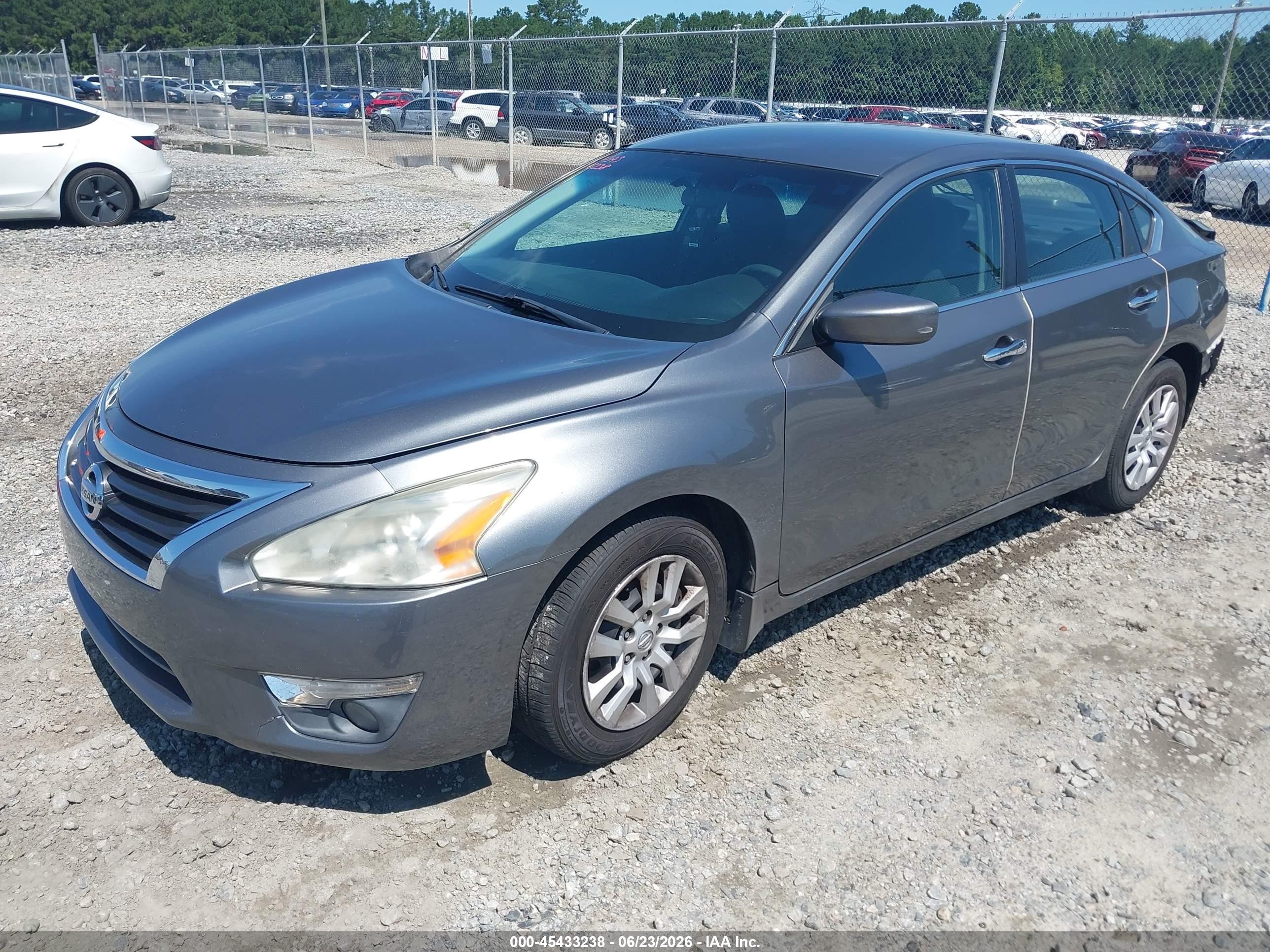 2015 Nissan Altima 2.5 S Gray vin: 1N4AL3AP6FC431402