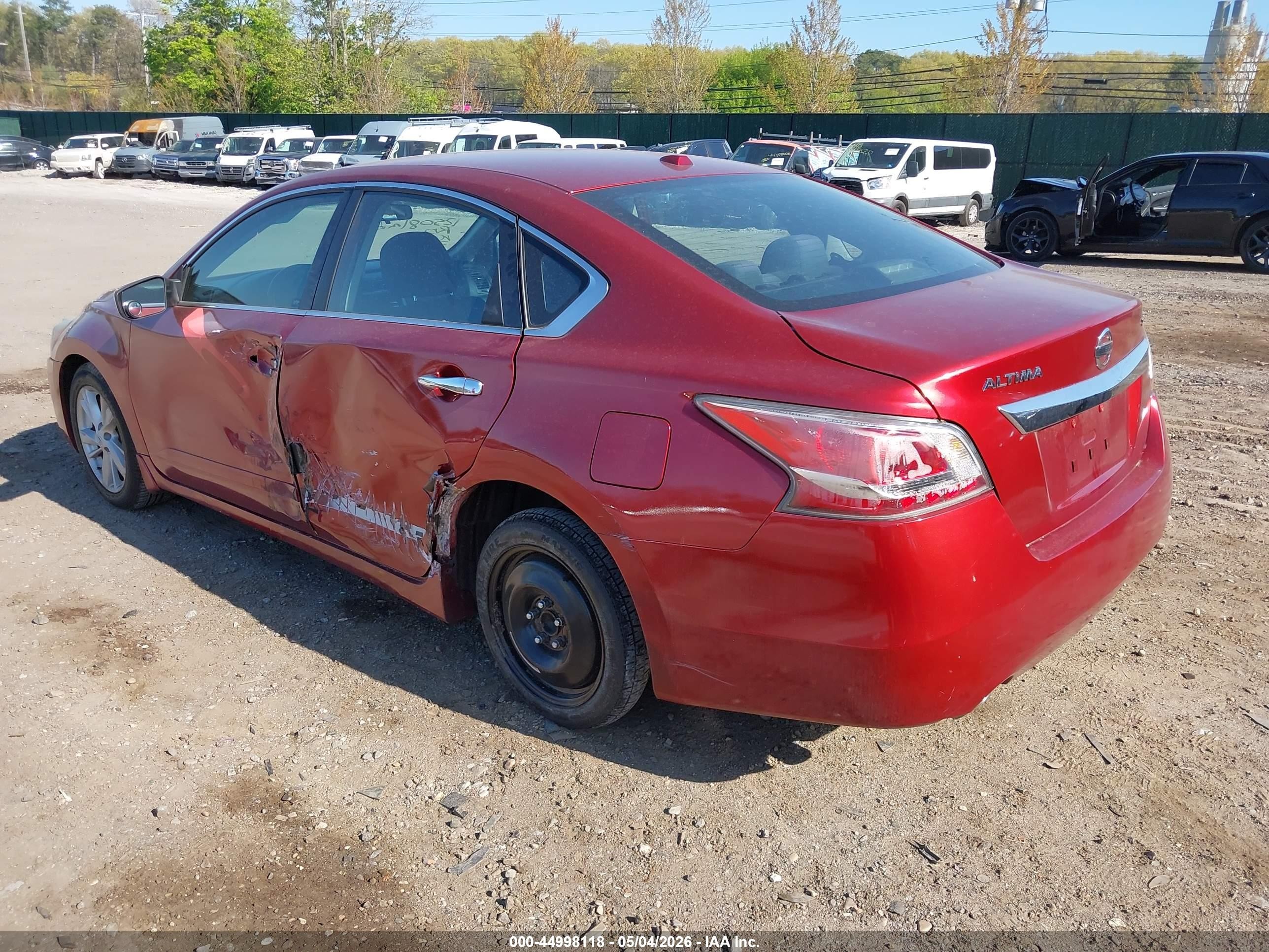 2015 Nissan Altima 2.5 Sv Red vin: 1N4AL3AP6FC435482
