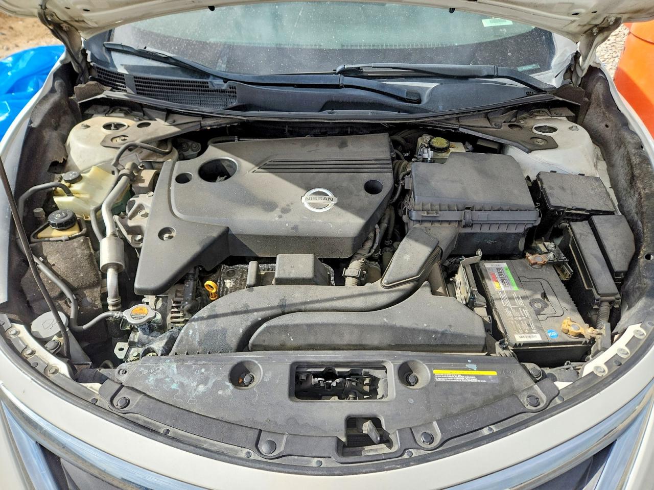 2015 Nissan Altima 2.5 Sv White vin: 1N4AL3AP6FC440200
