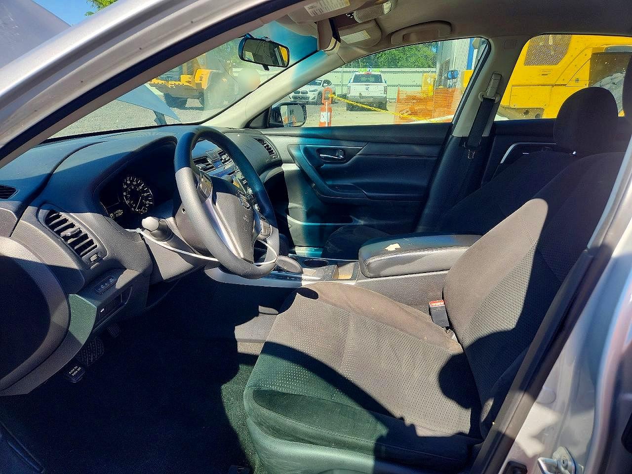 2015 Nissan Altima 2.5 S Silver vin: 1N4AL3AP6FC444554