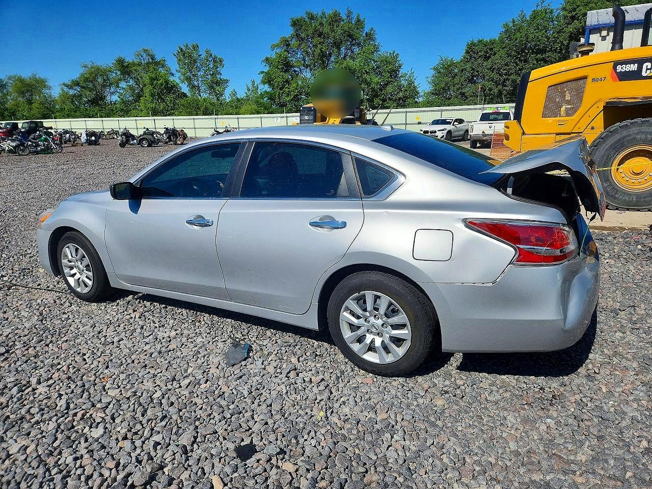 2015 Nissan Altima 2.5 S Silver vin: 1N4AL3AP6FC444554