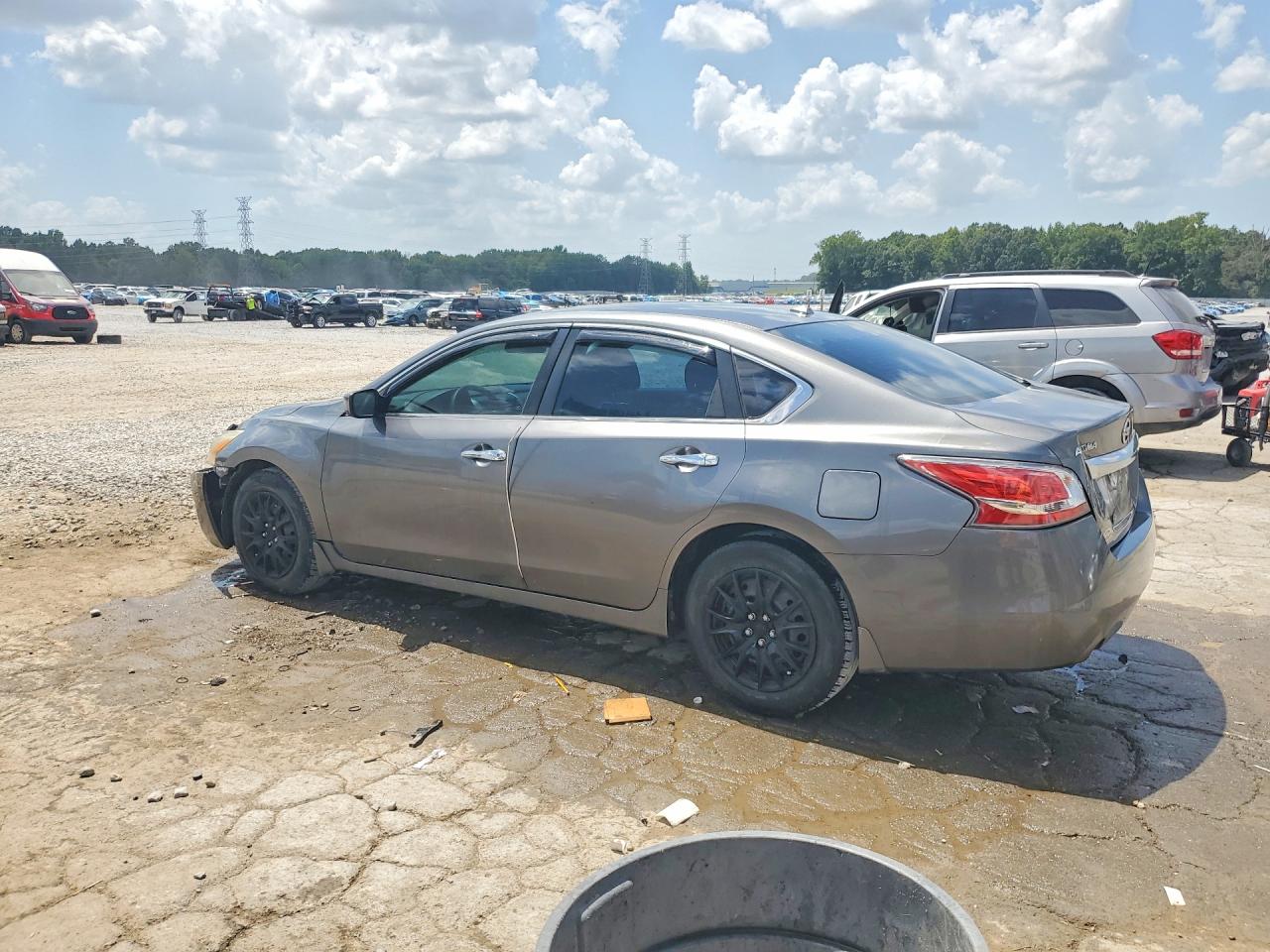 2015 Nissan Altima 2.5 S Серый vin: 1N4AL3AP6FC446658