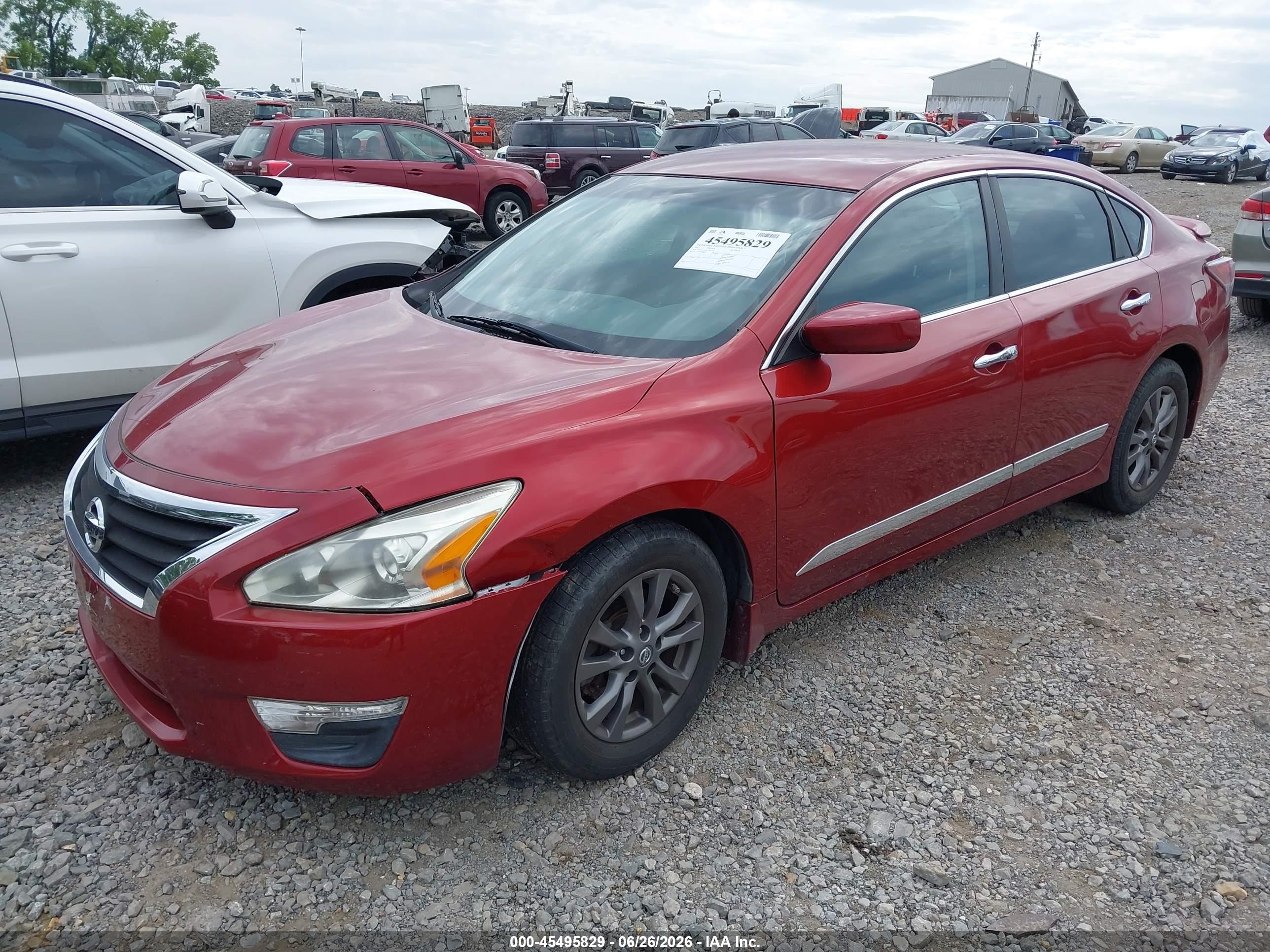 2015 Nissan Altima 2.5 S Red vin: 1N4AL3AP6FC461712