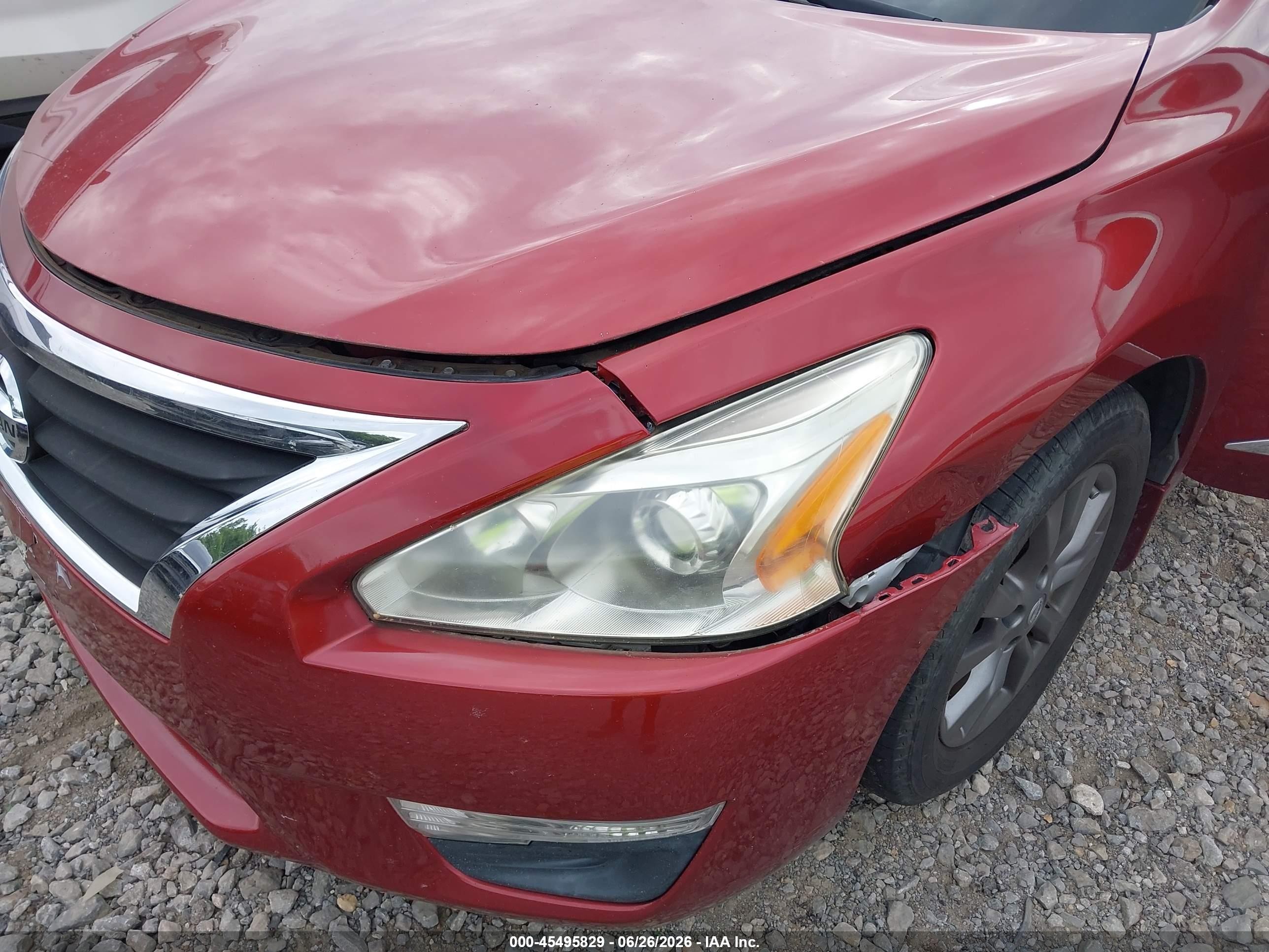 2015 Nissan Altima 2.5 S Red vin: 1N4AL3AP6FC461712