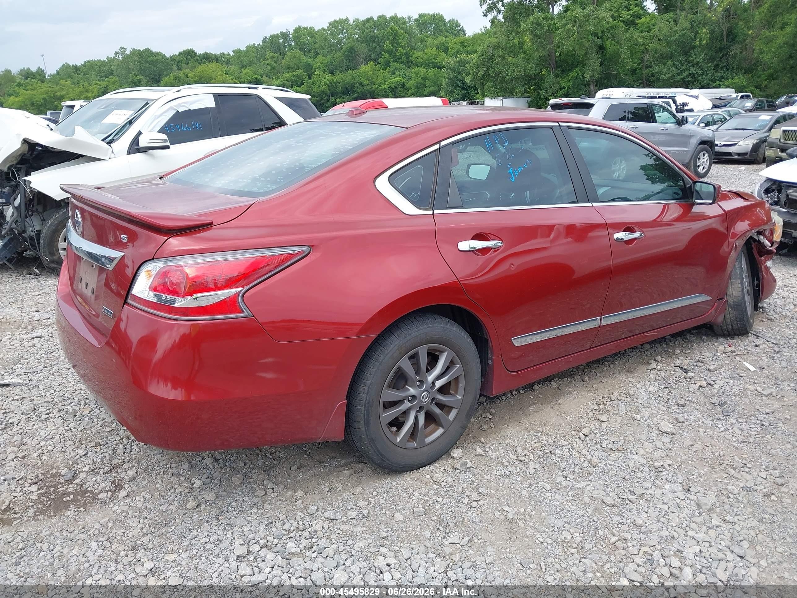 2015 Nissan Altima 2.5 S Red vin: 1N4AL3AP6FC461712