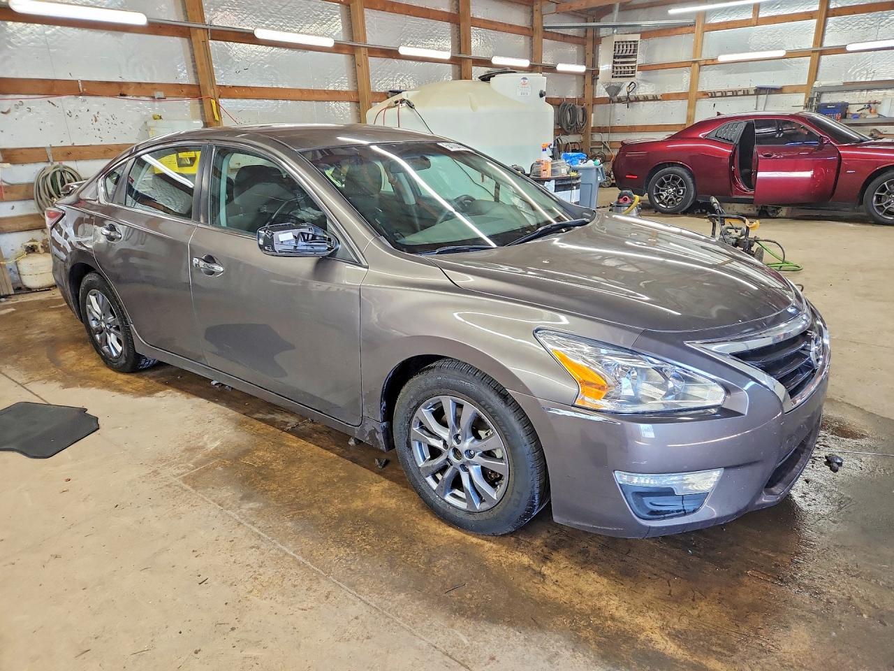 2015 Nissan Altima 2.5 S Gray vin: 1N4AL3AP6FC462391