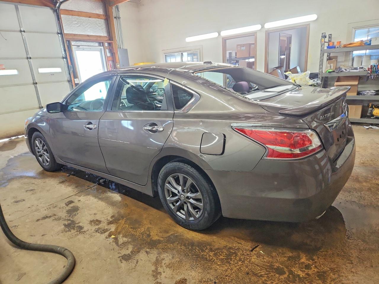 2015 Nissan Altima 2.5 S Gray vin: 1N4AL3AP6FC462391