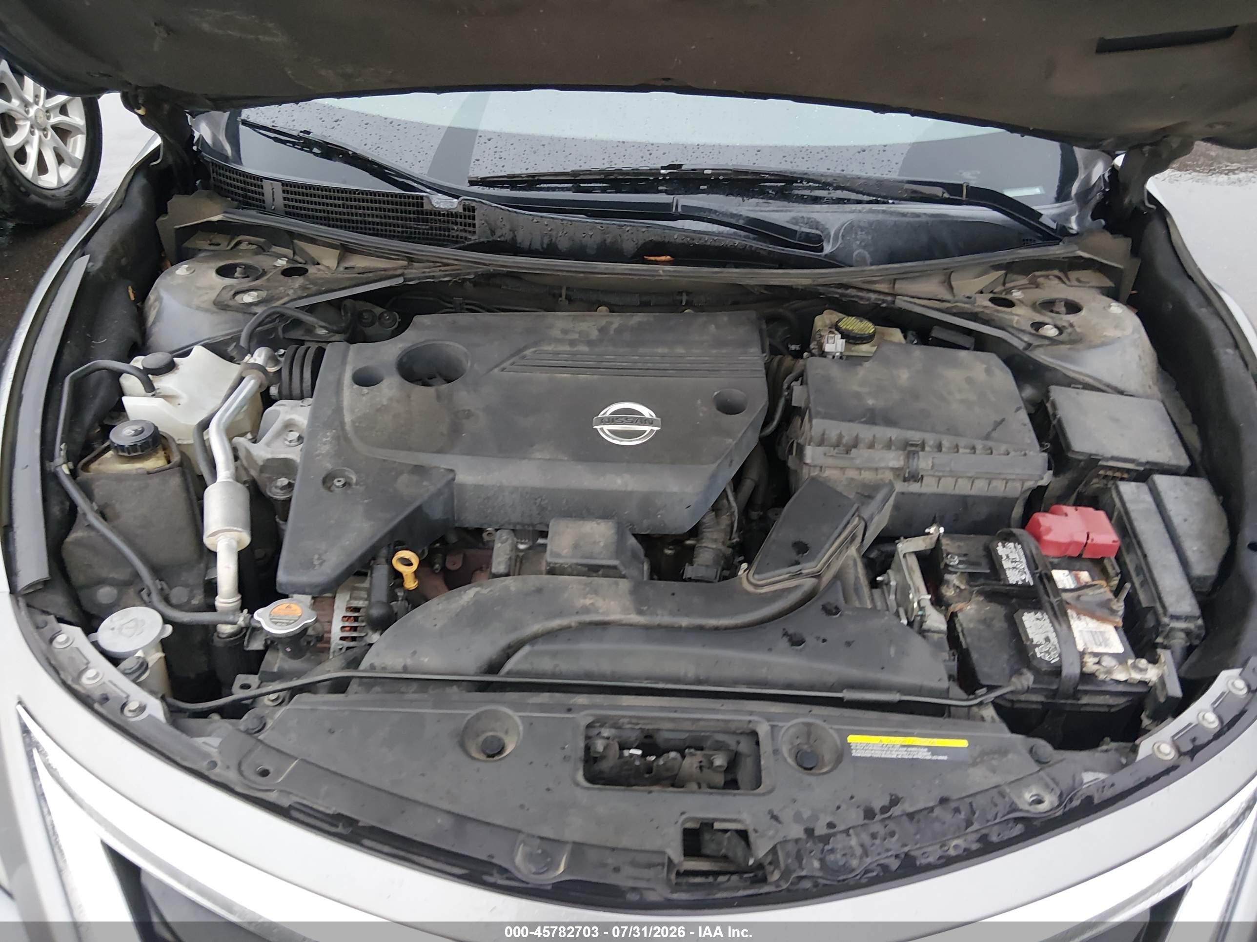 2015 Nissan Altima 2.5 S Silver vin: 1N4AL3AP6FC470619