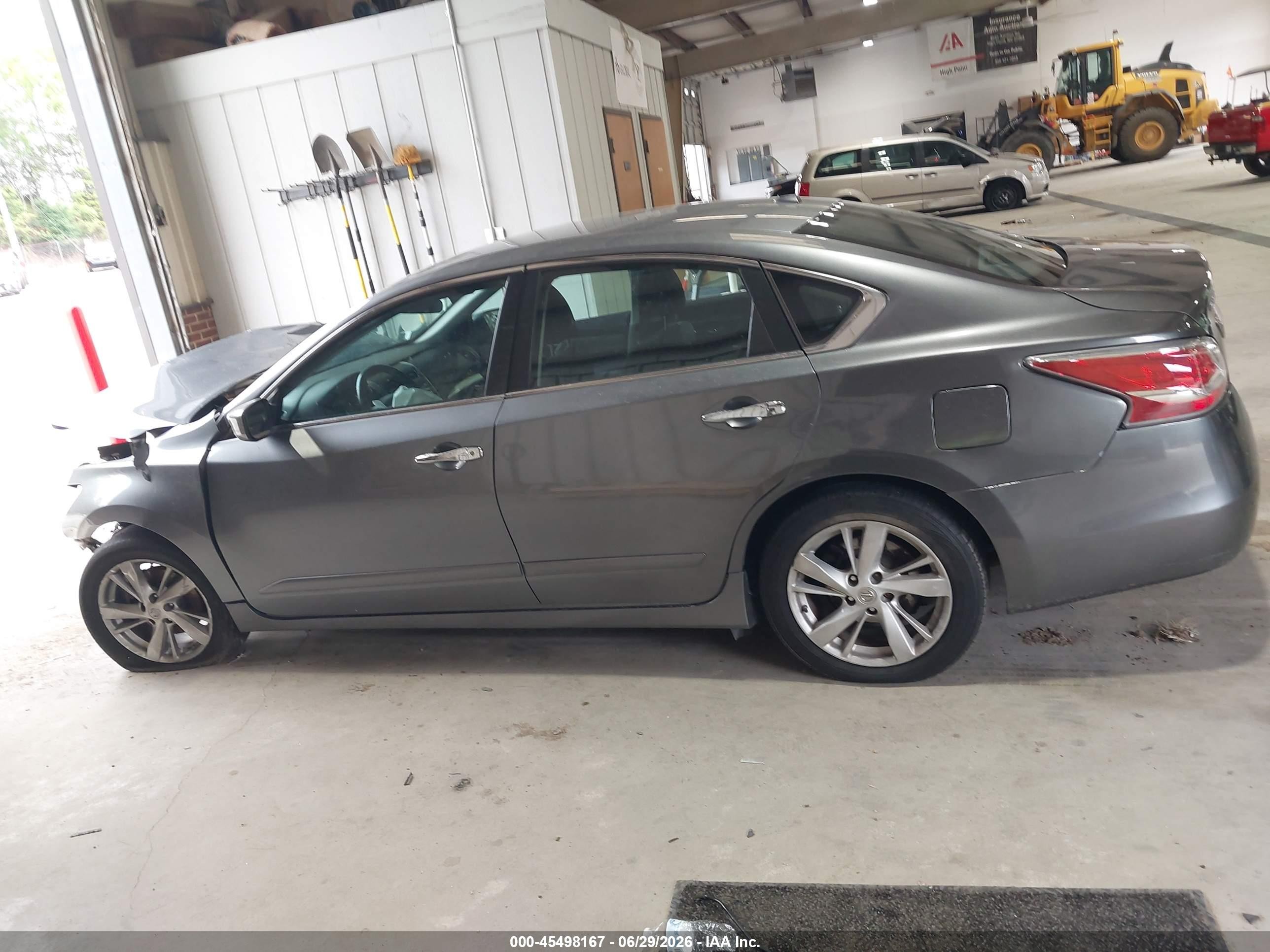 2015 Nissan Altima 2.5 Sv Серый vin: 1N4AL3AP6FC483757