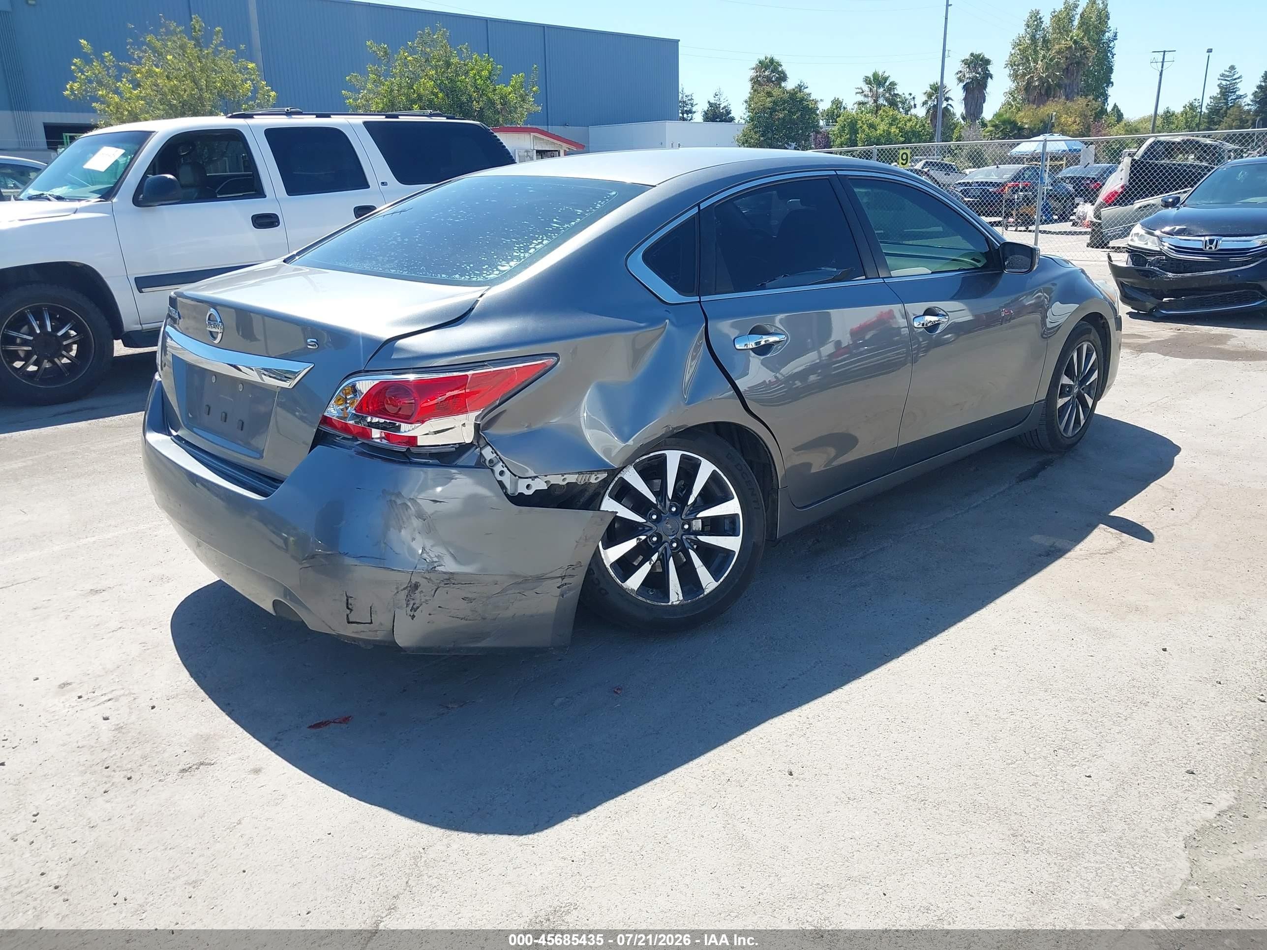 2015 Nissan Altima 2.5 S Gray vin: 1N4AL3AP6FC498128