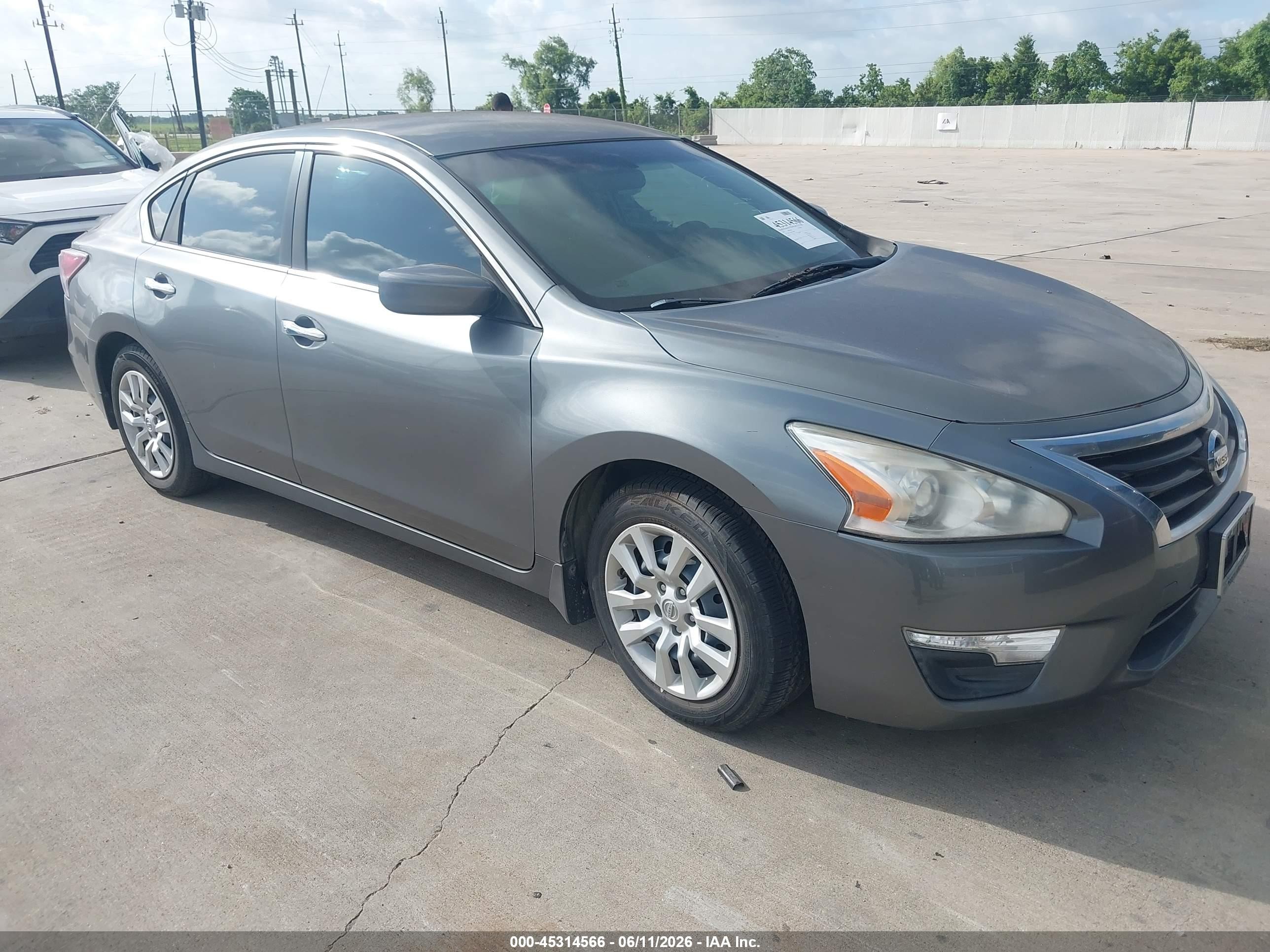 2015 Nissan Altima 2.5 S Gray vin: 1N4AL3AP6FC578920